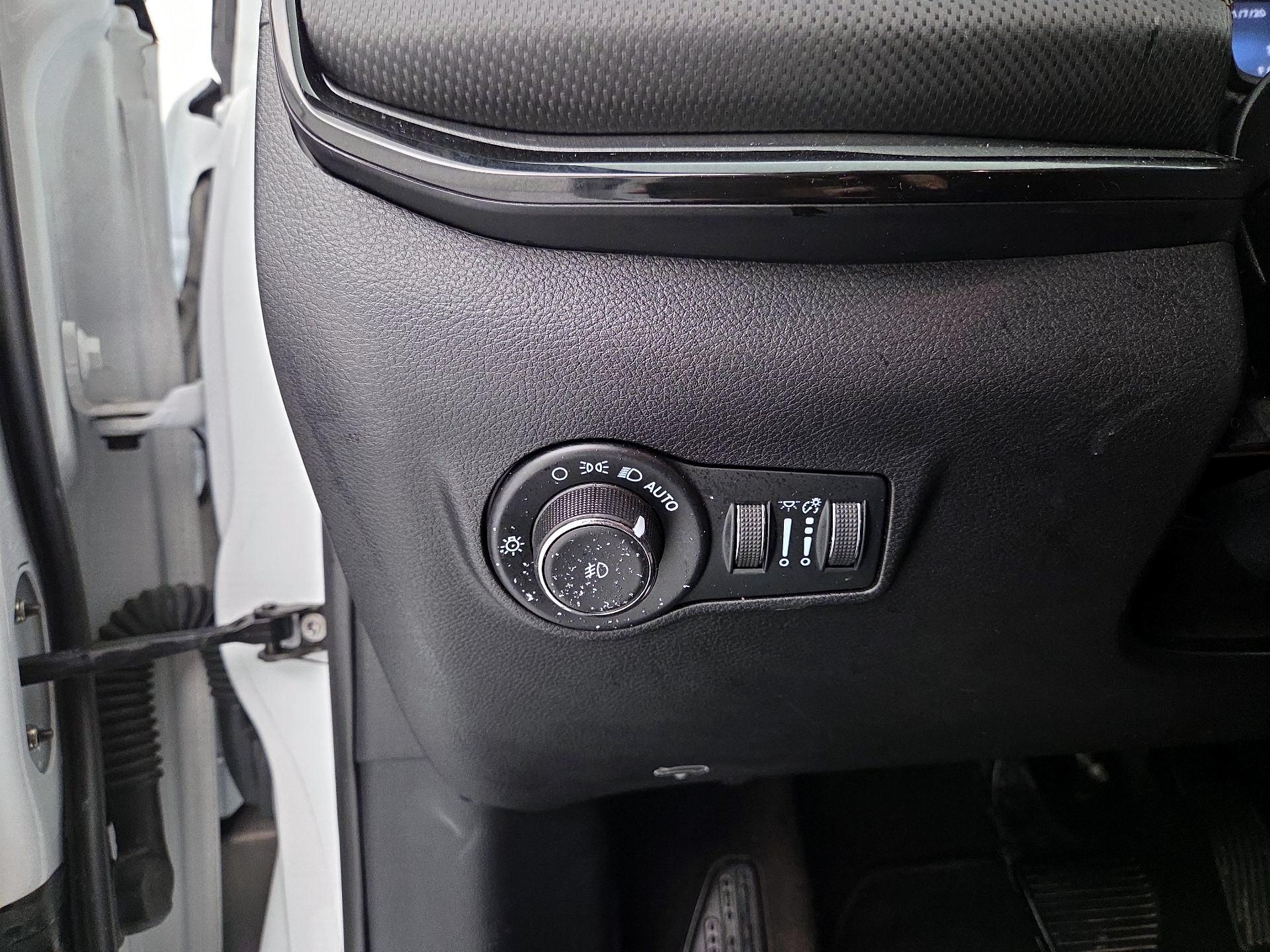 Thumbnail: 2023 Jeep Compass - 13