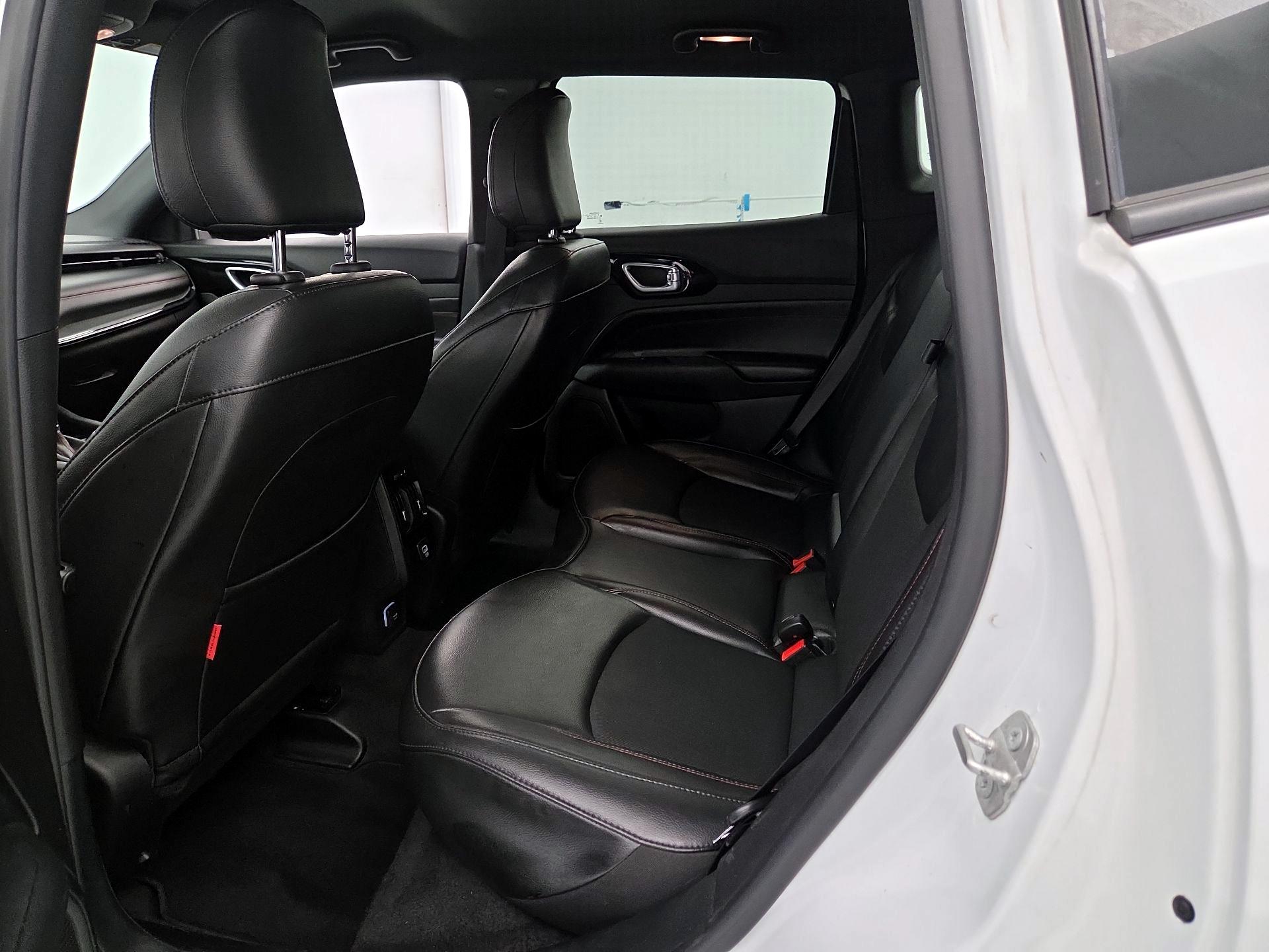 Thumbnail: 2023 Jeep Compass - 19