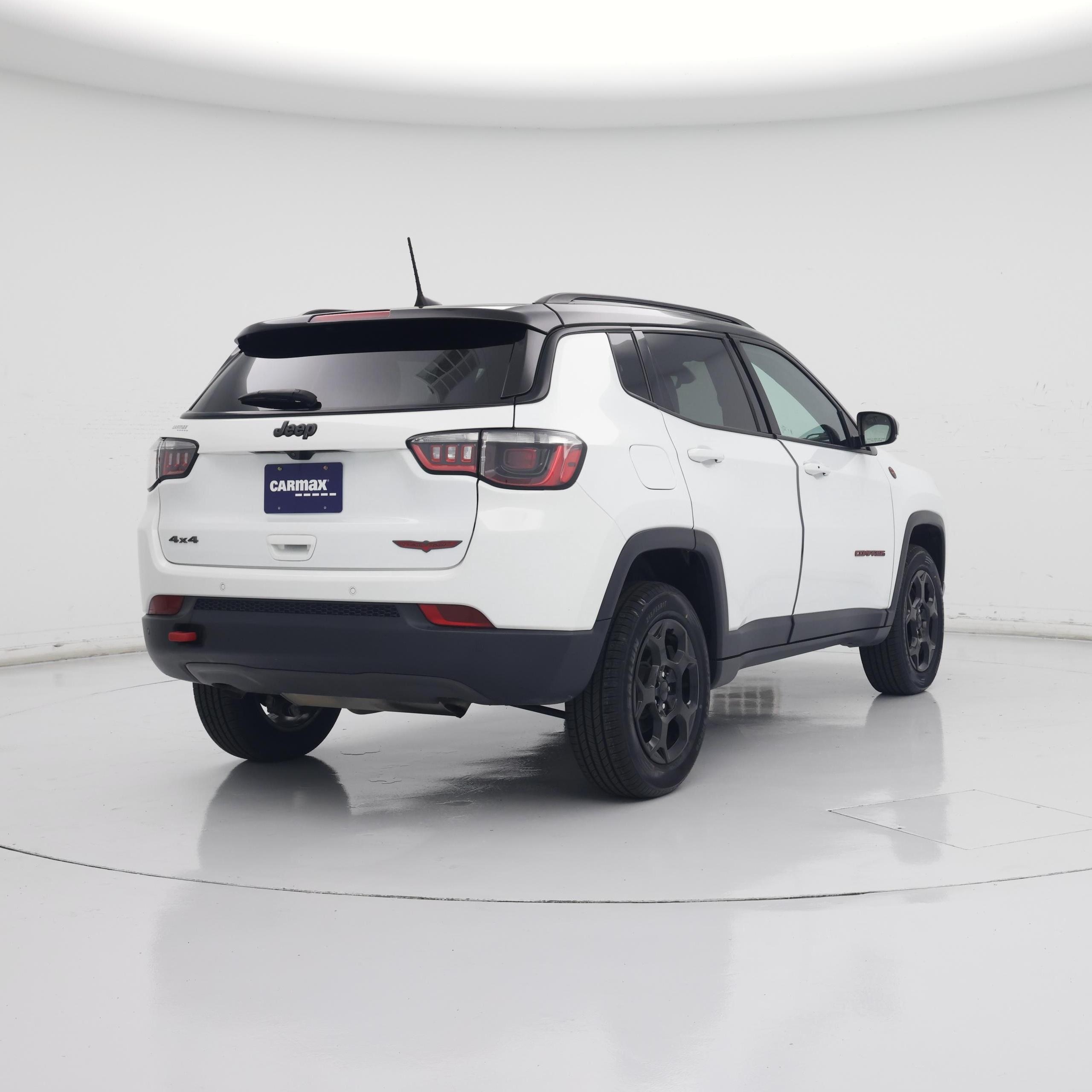 Thumbnail: 2023 Jeep Compass - 8