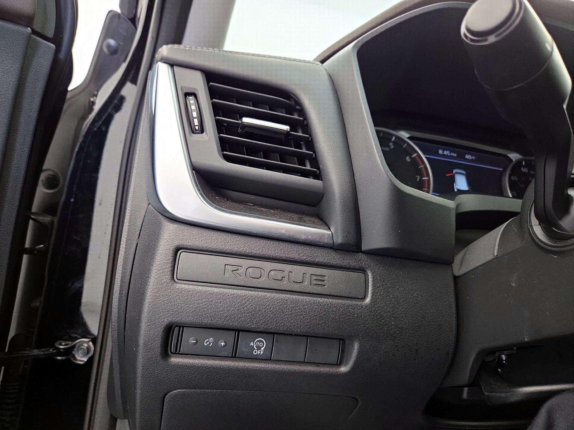 Thumbnail: 2023 Nissan Rogue - 13