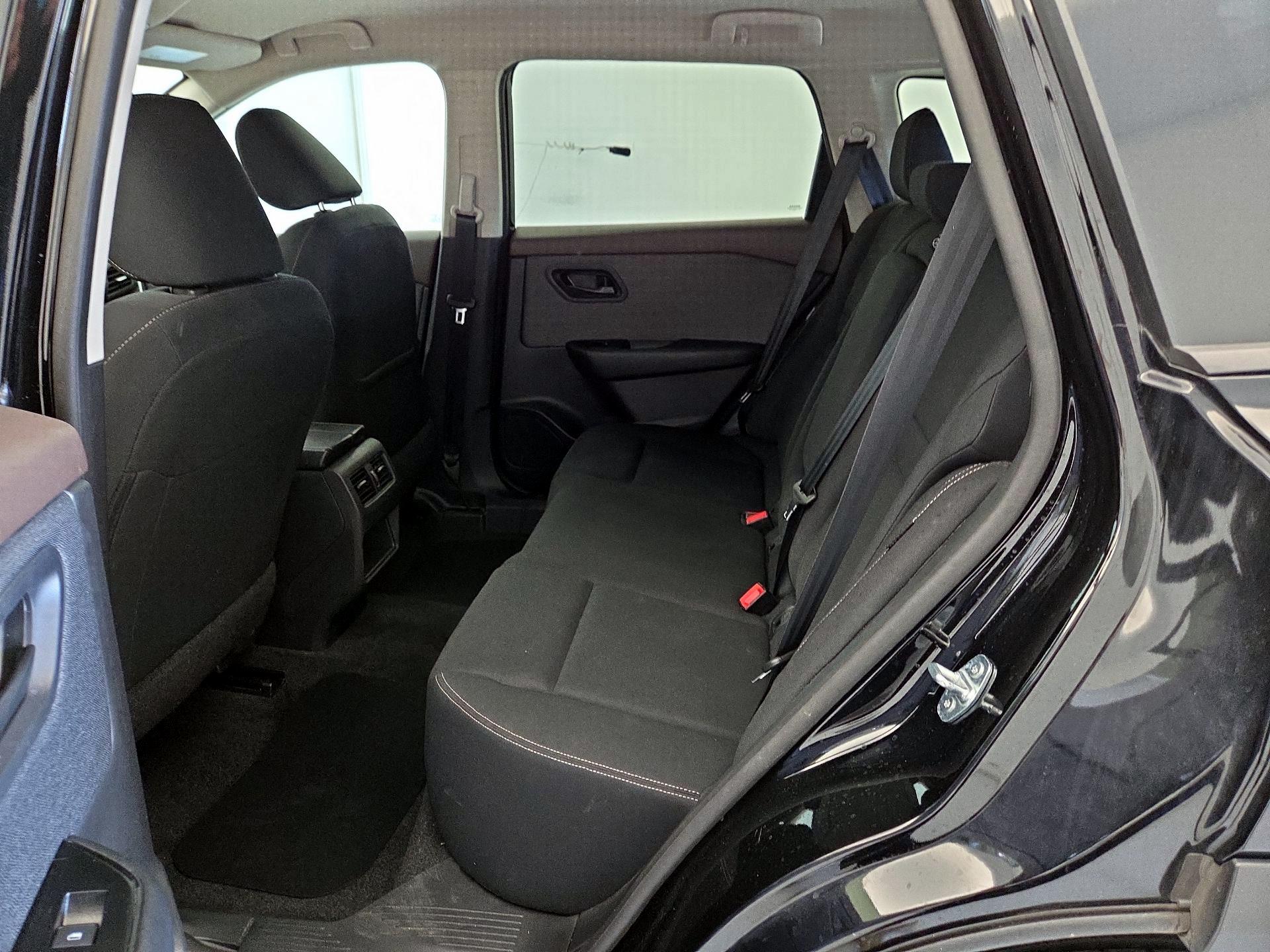 Thumbnail: 2023 Nissan Rogue - 19