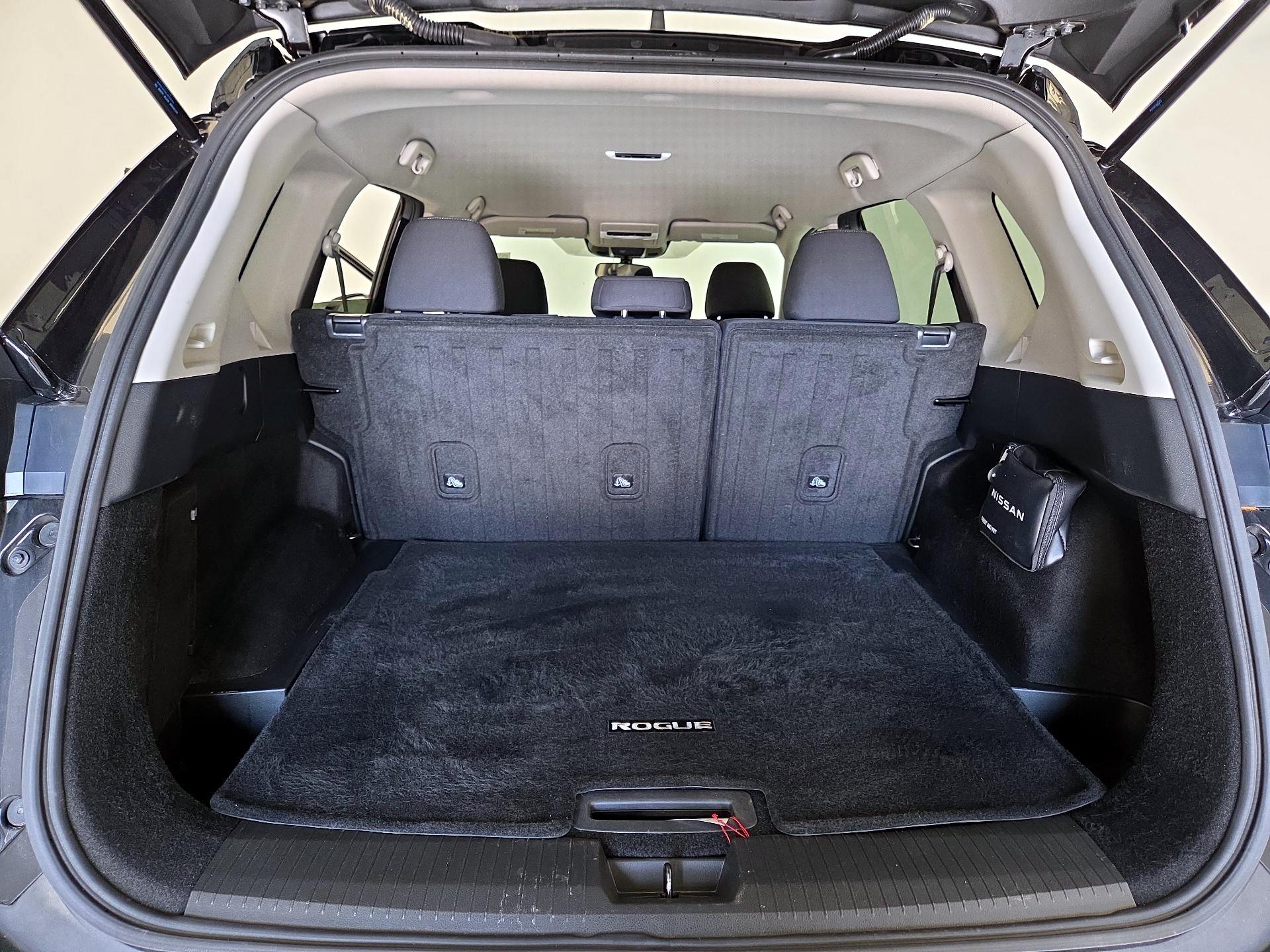 Thumbnail: 2023 Nissan Rogue - 20