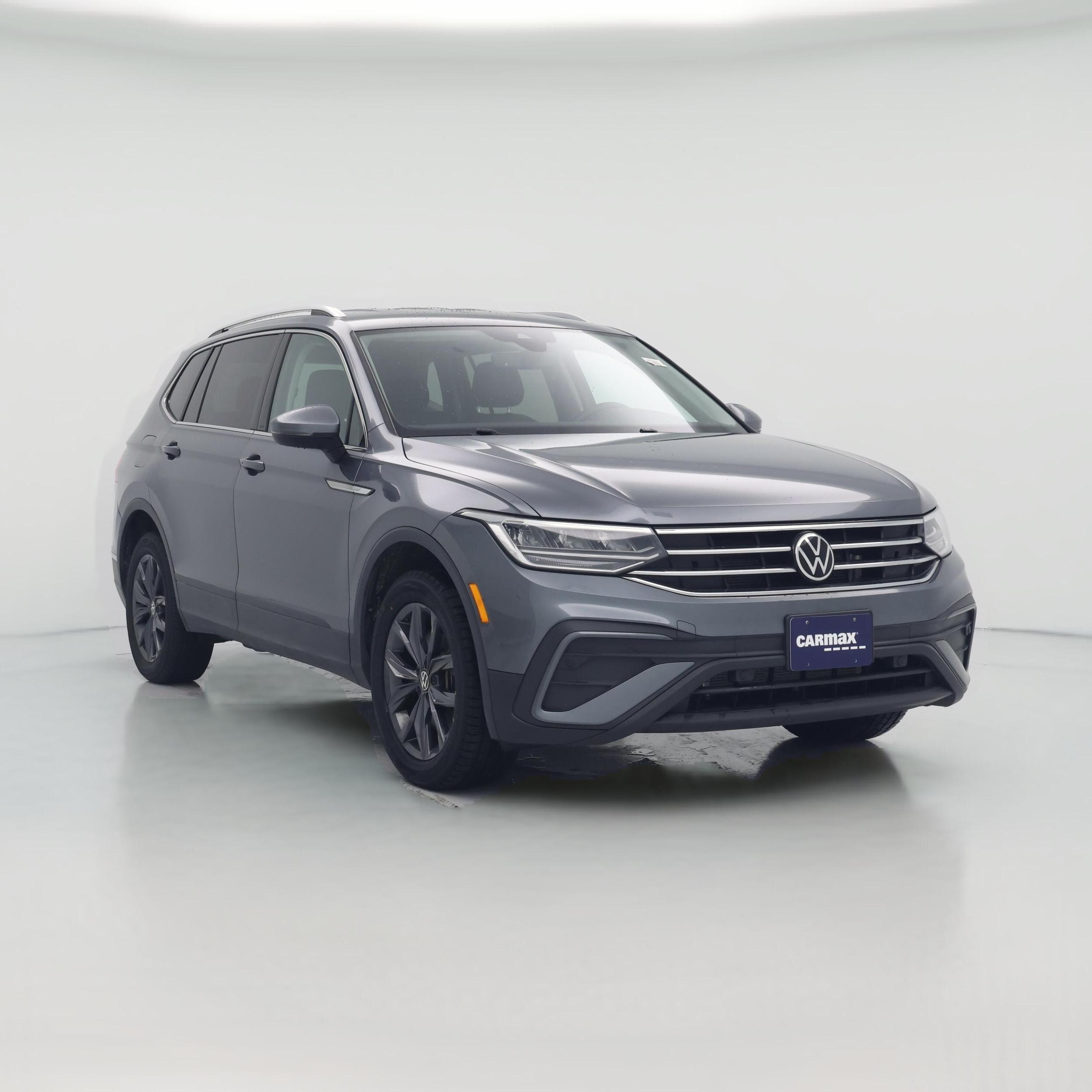Thumbnail: 2022 Volkswagen Tiguan - 1