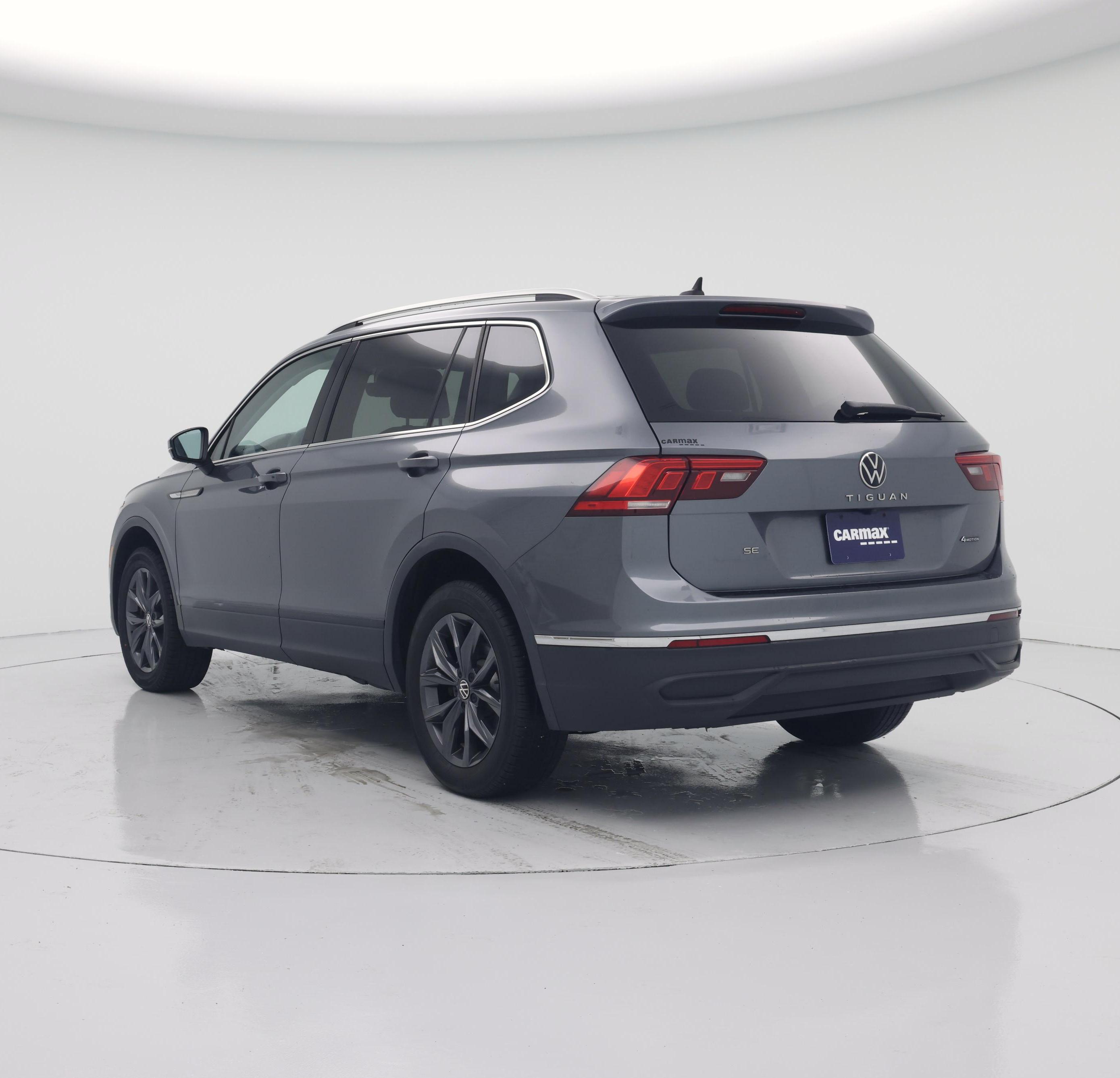 Thumbnail: 2022 Volkswagen Tiguan - 2