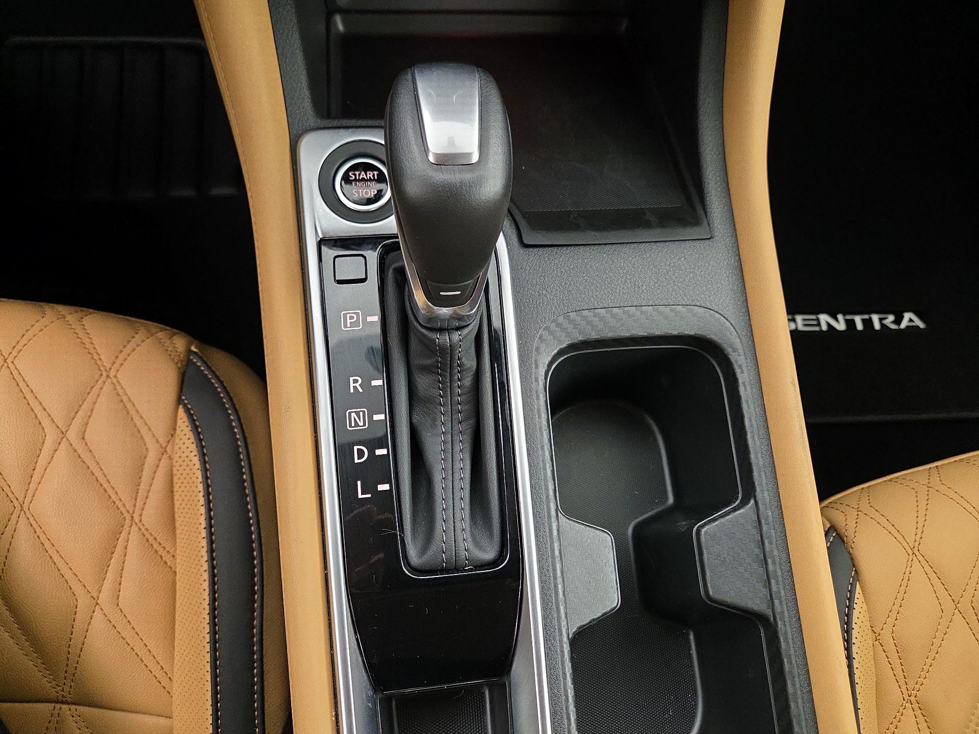 Thumbnail: 2025 Nissan Sentra - 17