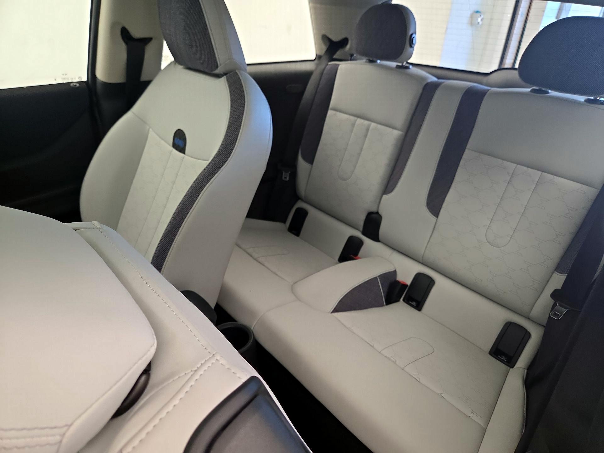 Thumbnail: 2025 MINI Cooper Hardtop - 19