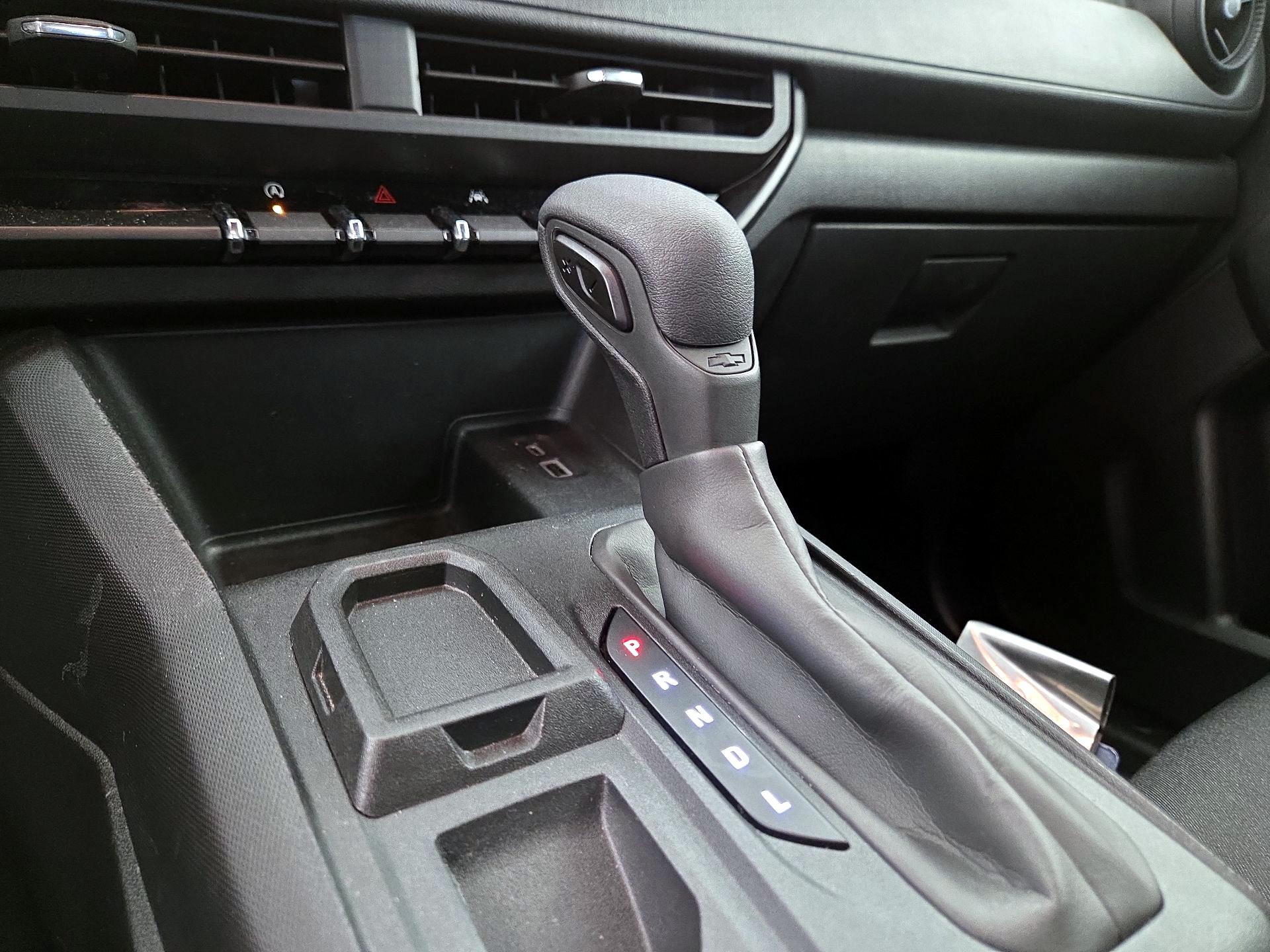 Thumbnail: 2024 Chevrolet Colorado - 16