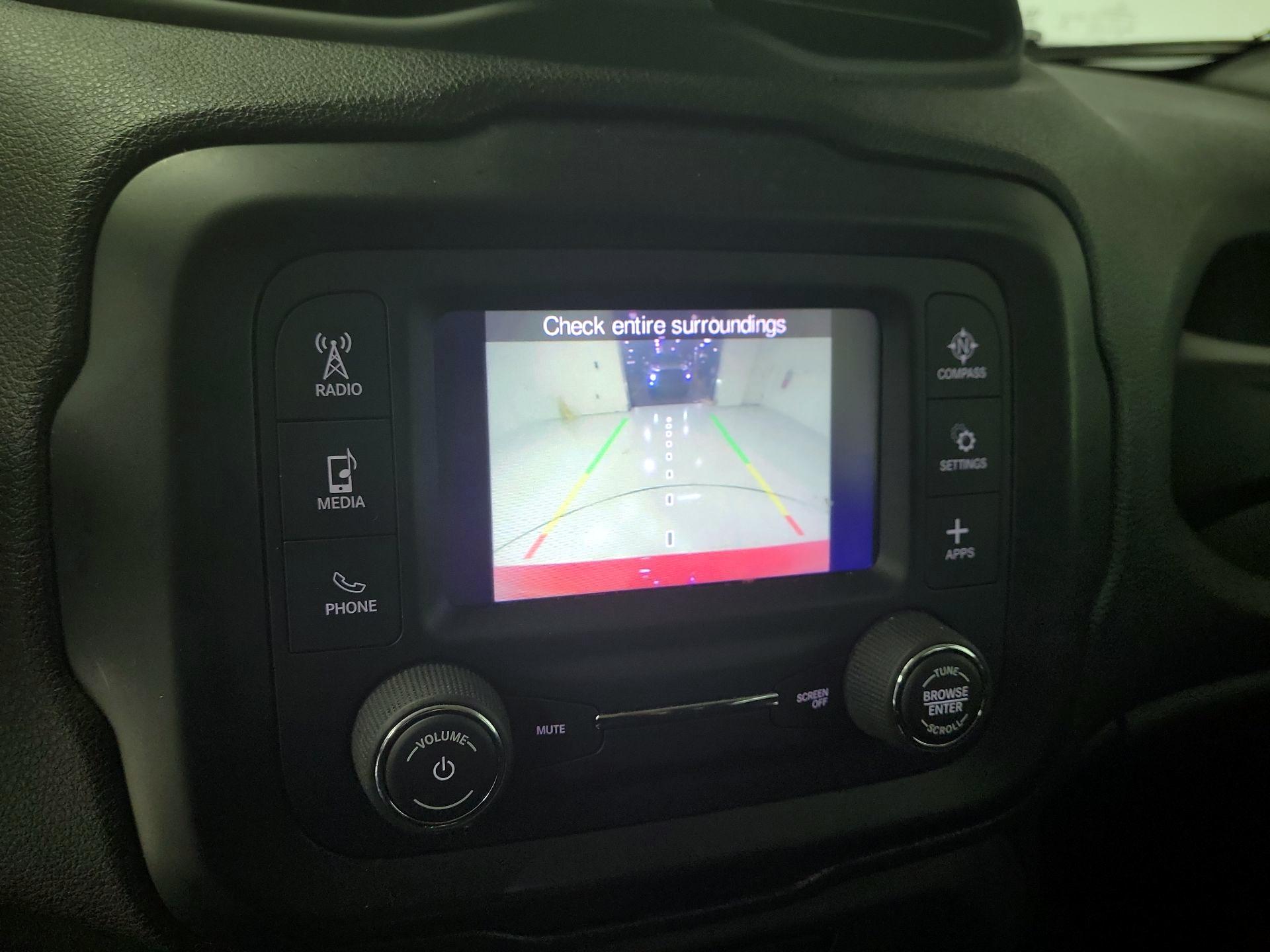 Thumbnail: 2019 Jeep Renegade - 14