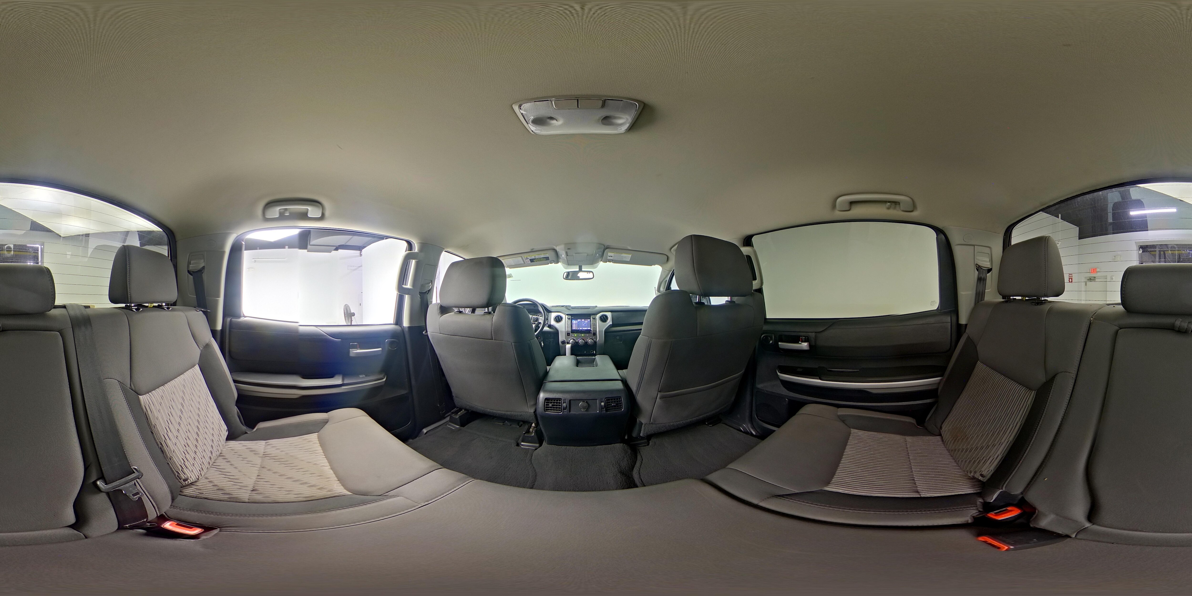 2016 Toyota Tundra SR5 - Photo 25