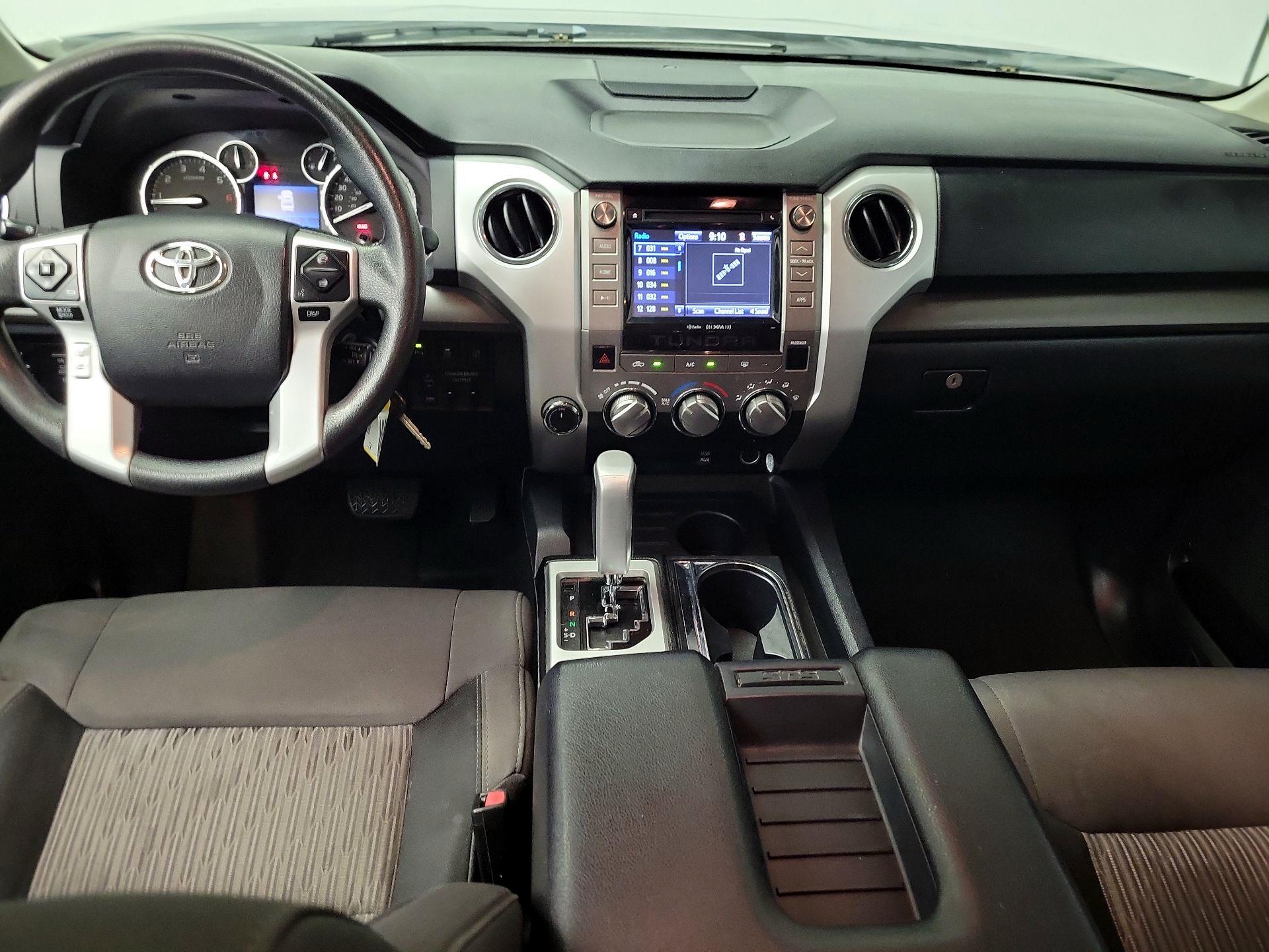 Thumbnail: 2016 Toyota Tundra - 9
