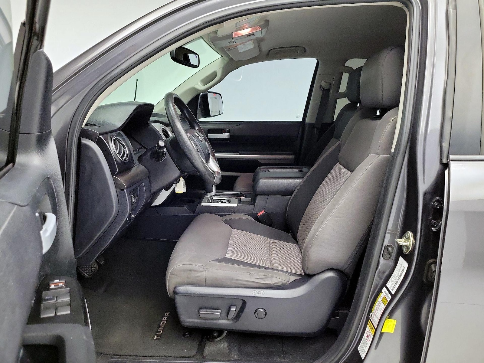 2016 Toyota Tundra SR5 - Photo 12