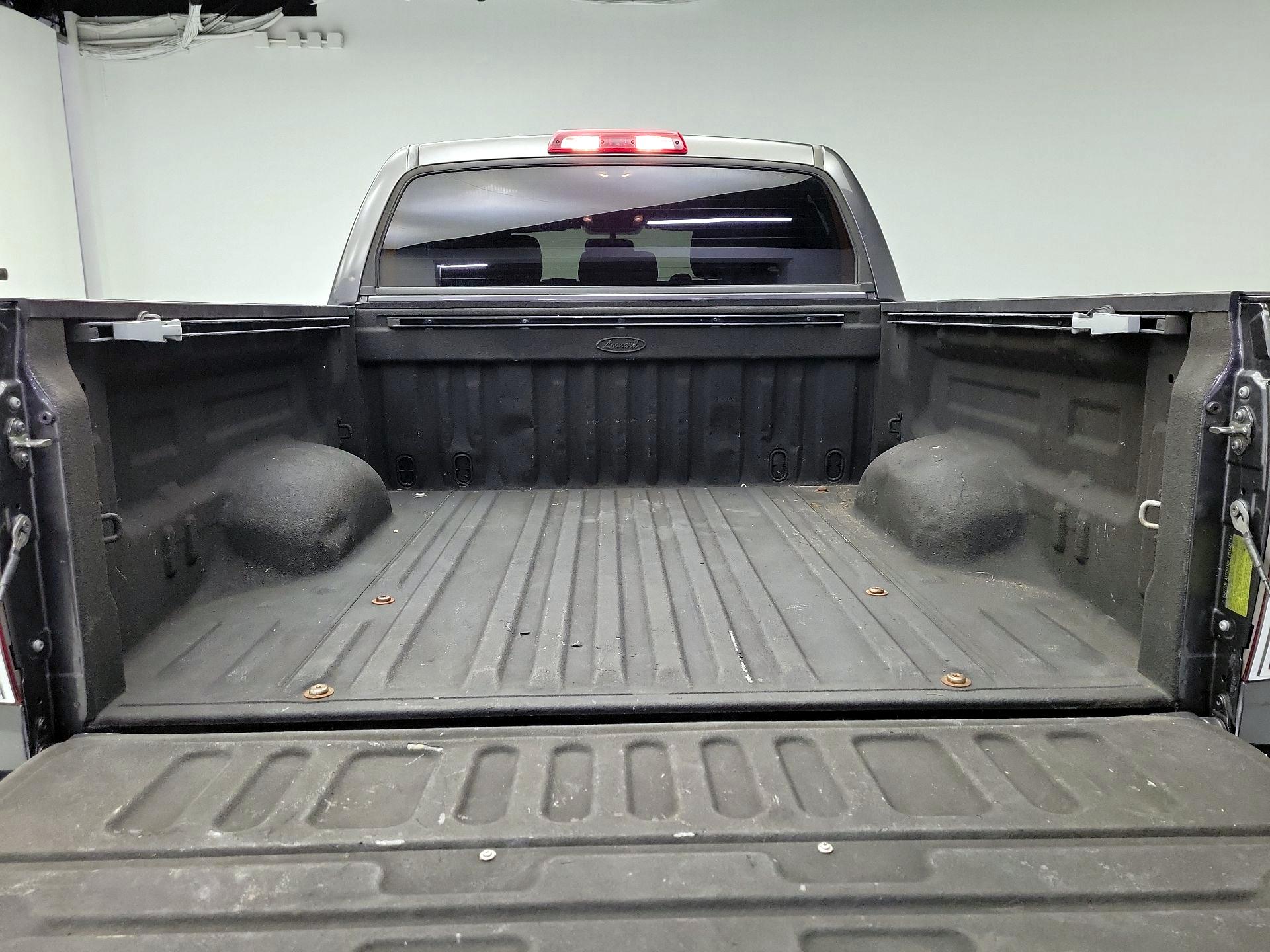 Thumbnail: 2016 Toyota Tundra - 20