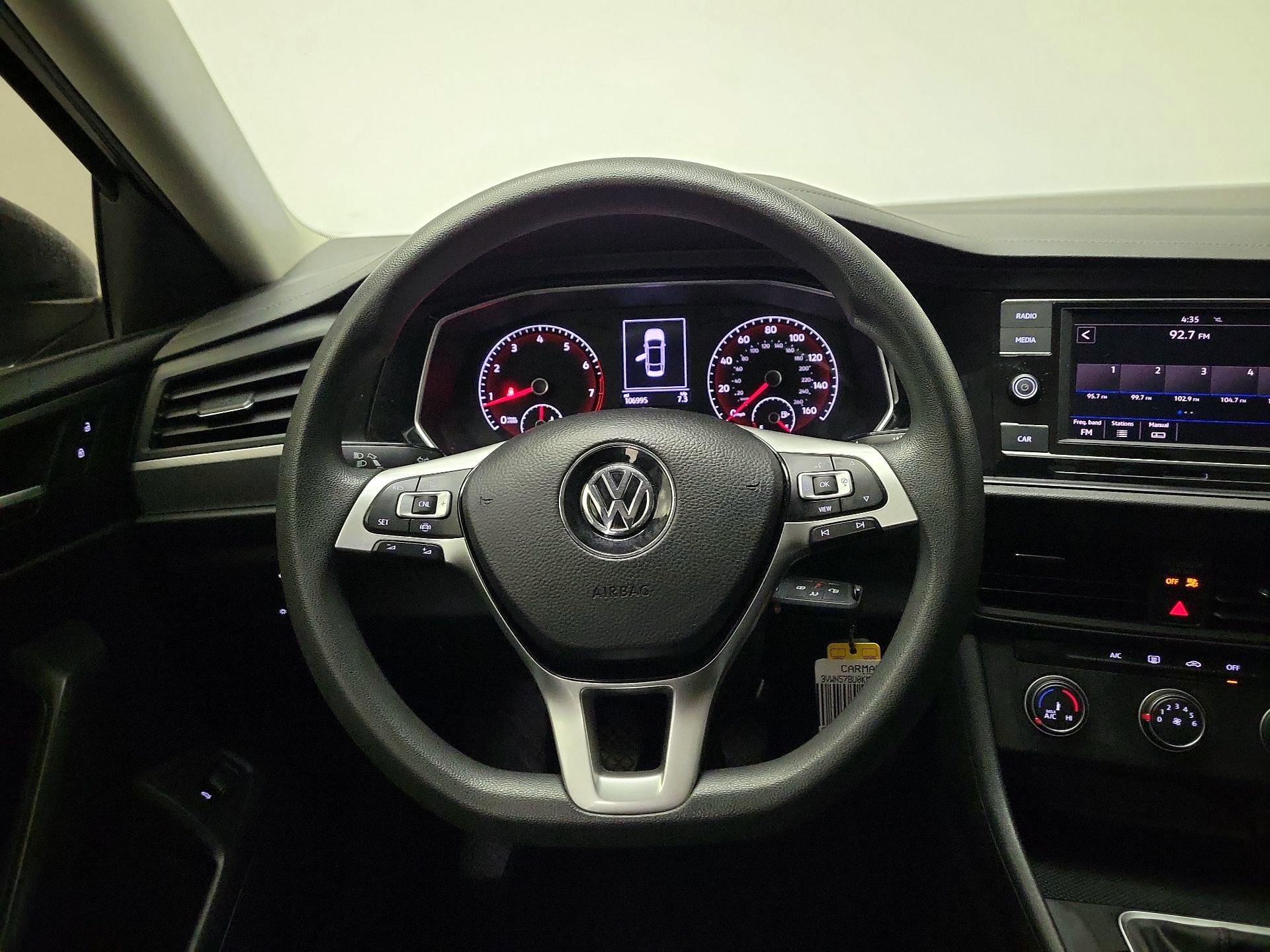 Thumbnail: 2019 Volkswagen Jetta - 10
