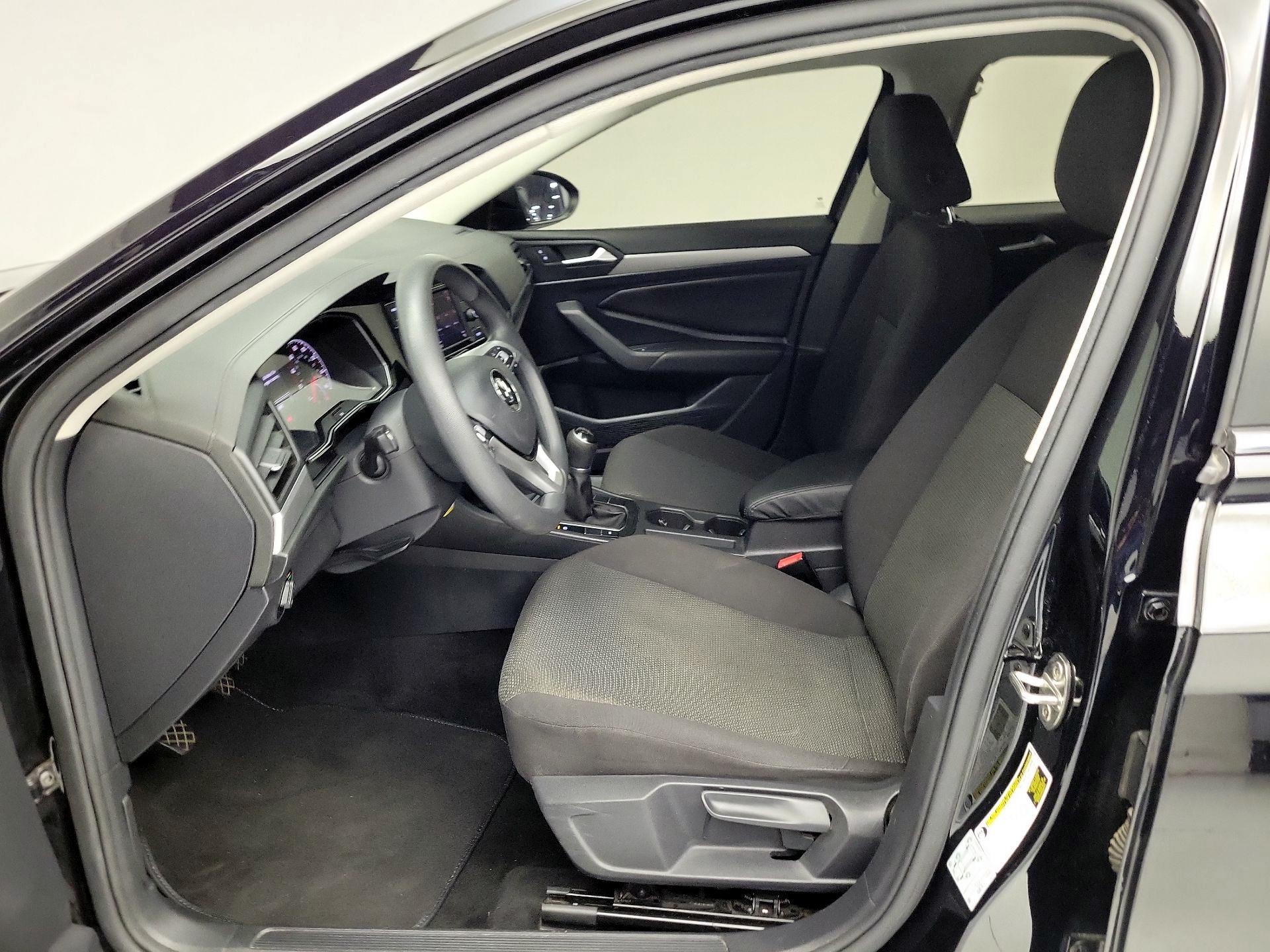 Thumbnail: 2019 Volkswagen Jetta - 11