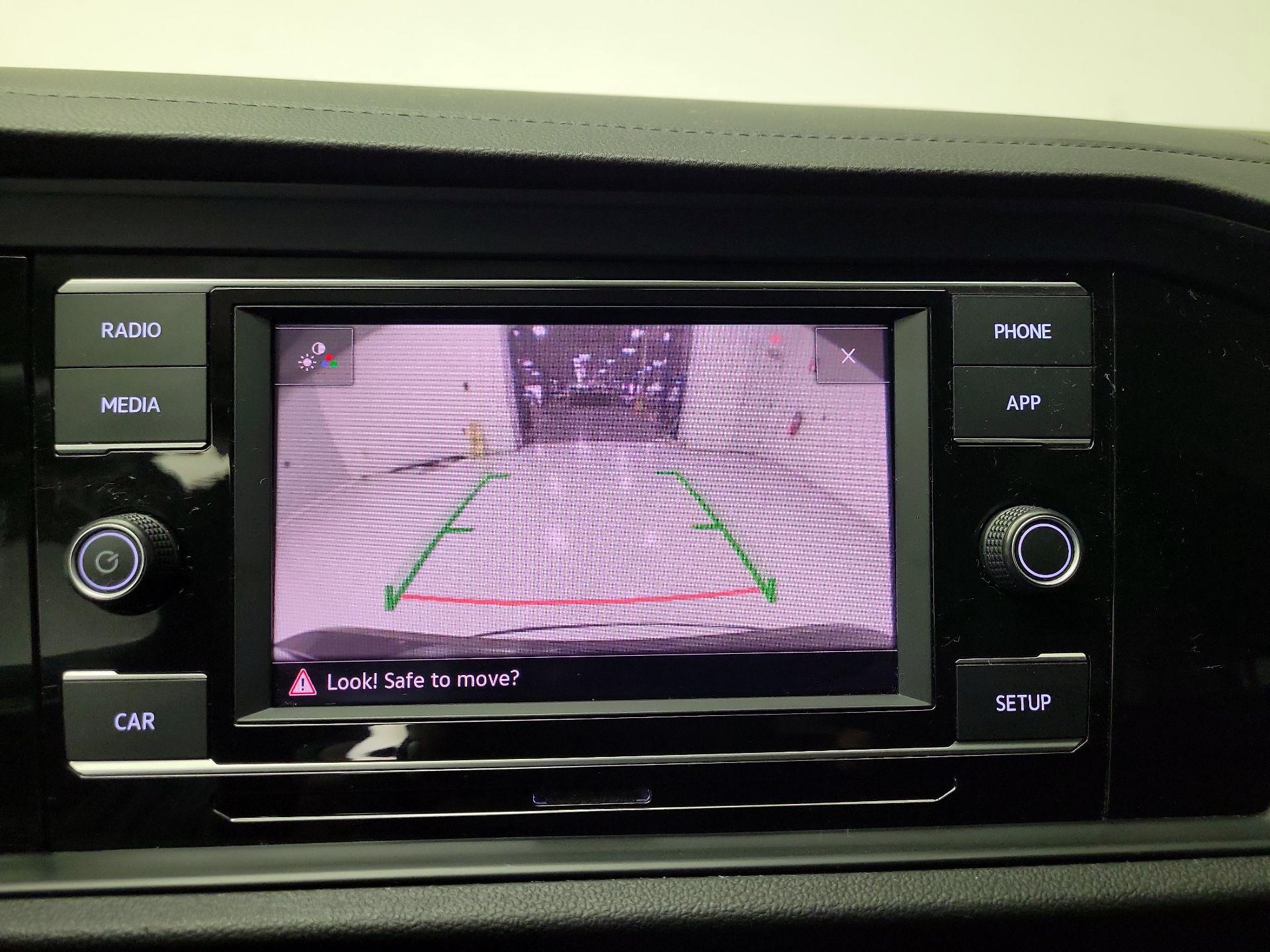 Thumbnail: 2019 Volkswagen Jetta - 14