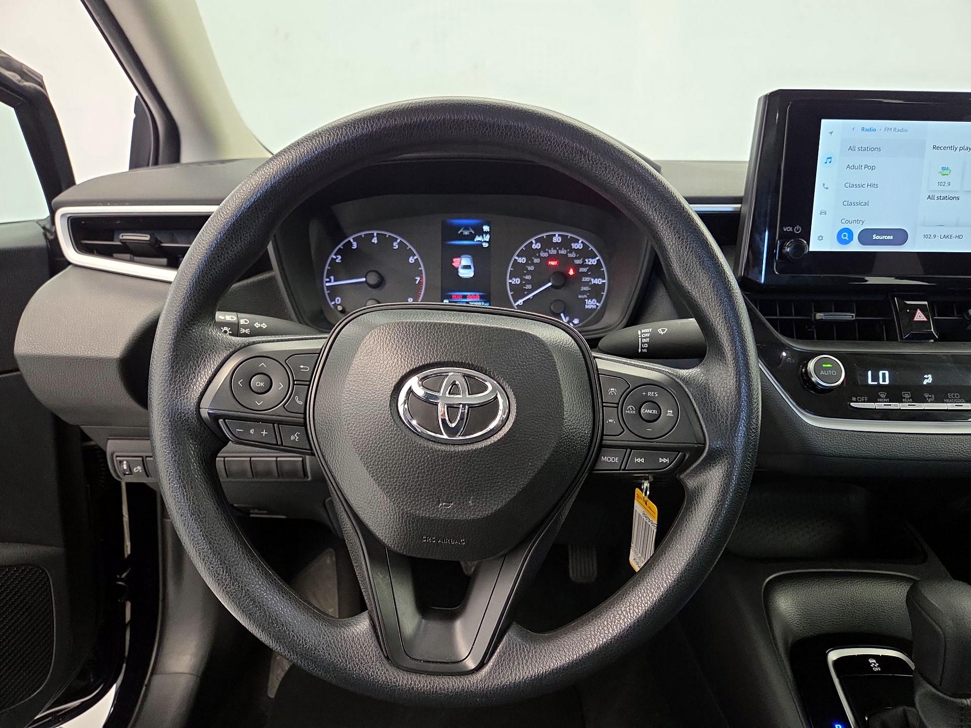 Thumbnail: 2025 Toyota Corolla - 10