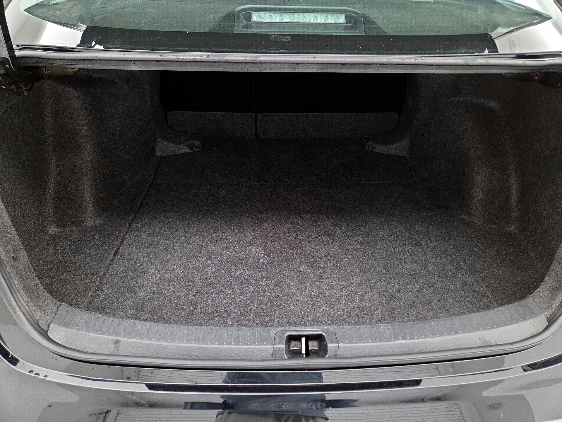 Thumbnail: 2025 Toyota Corolla - 20