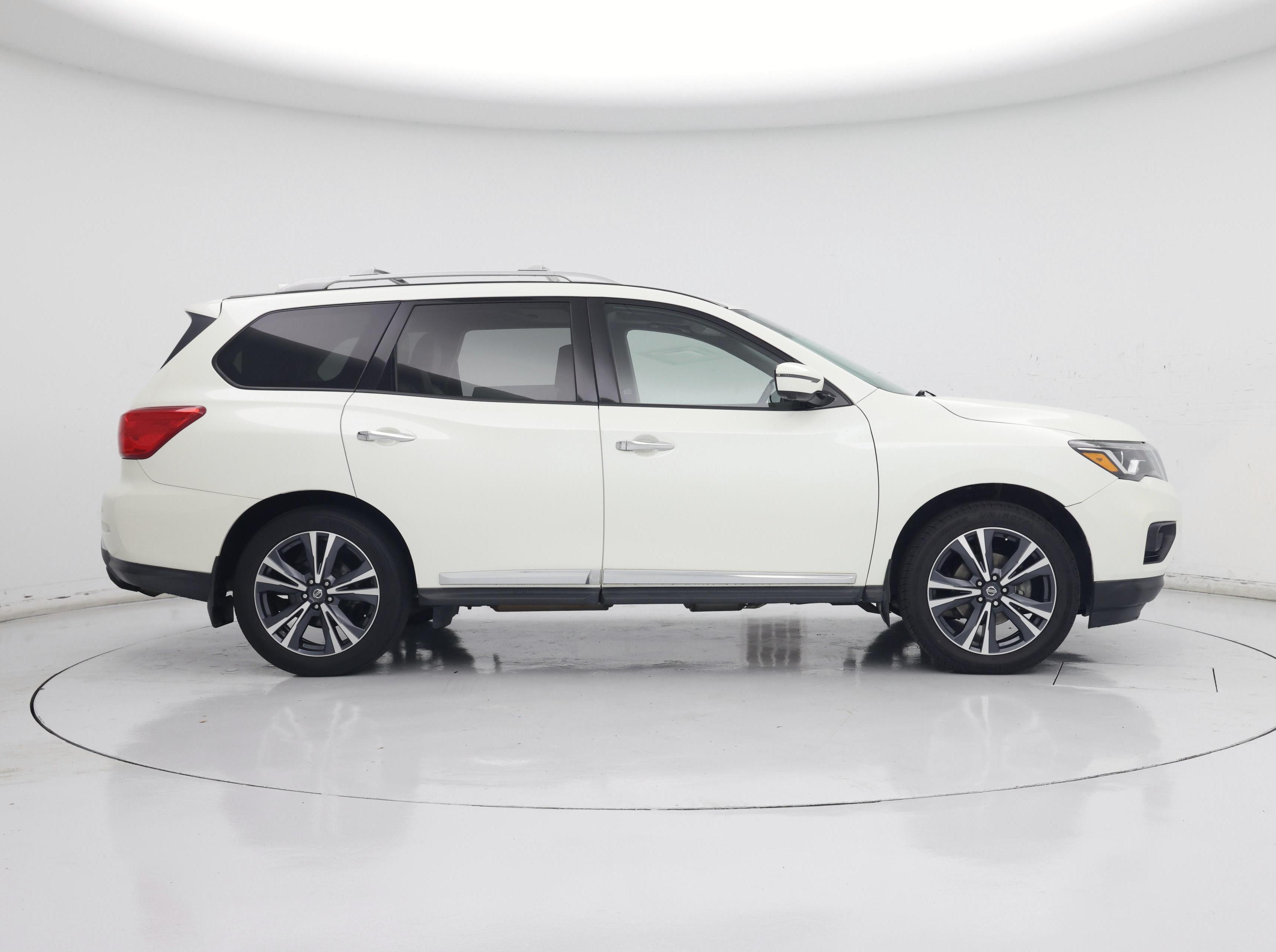 Thumbnail: 2020 Nissan Pathfinder - 7