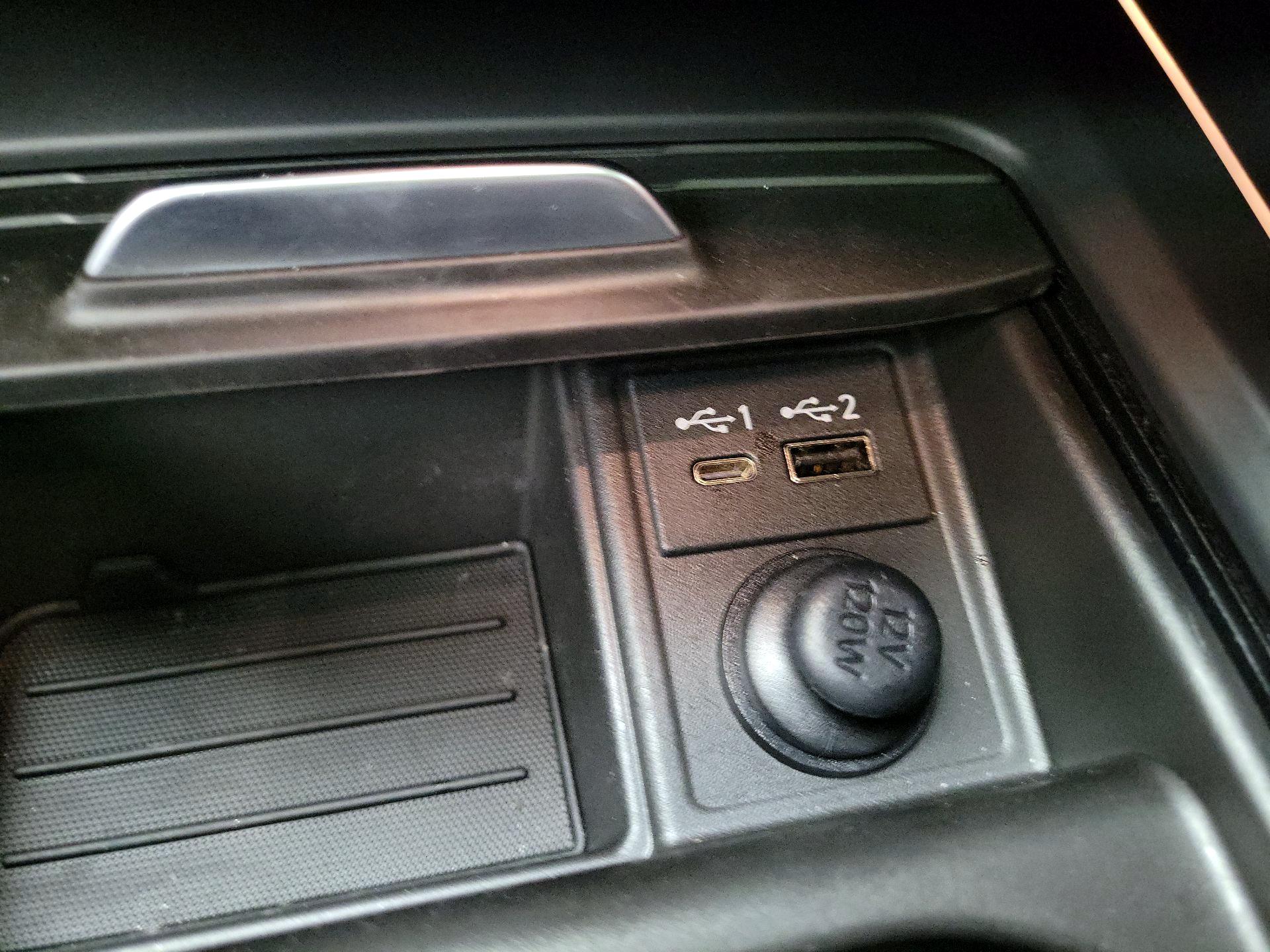 Thumbnail: 2023 INFINITI QX55 - 19