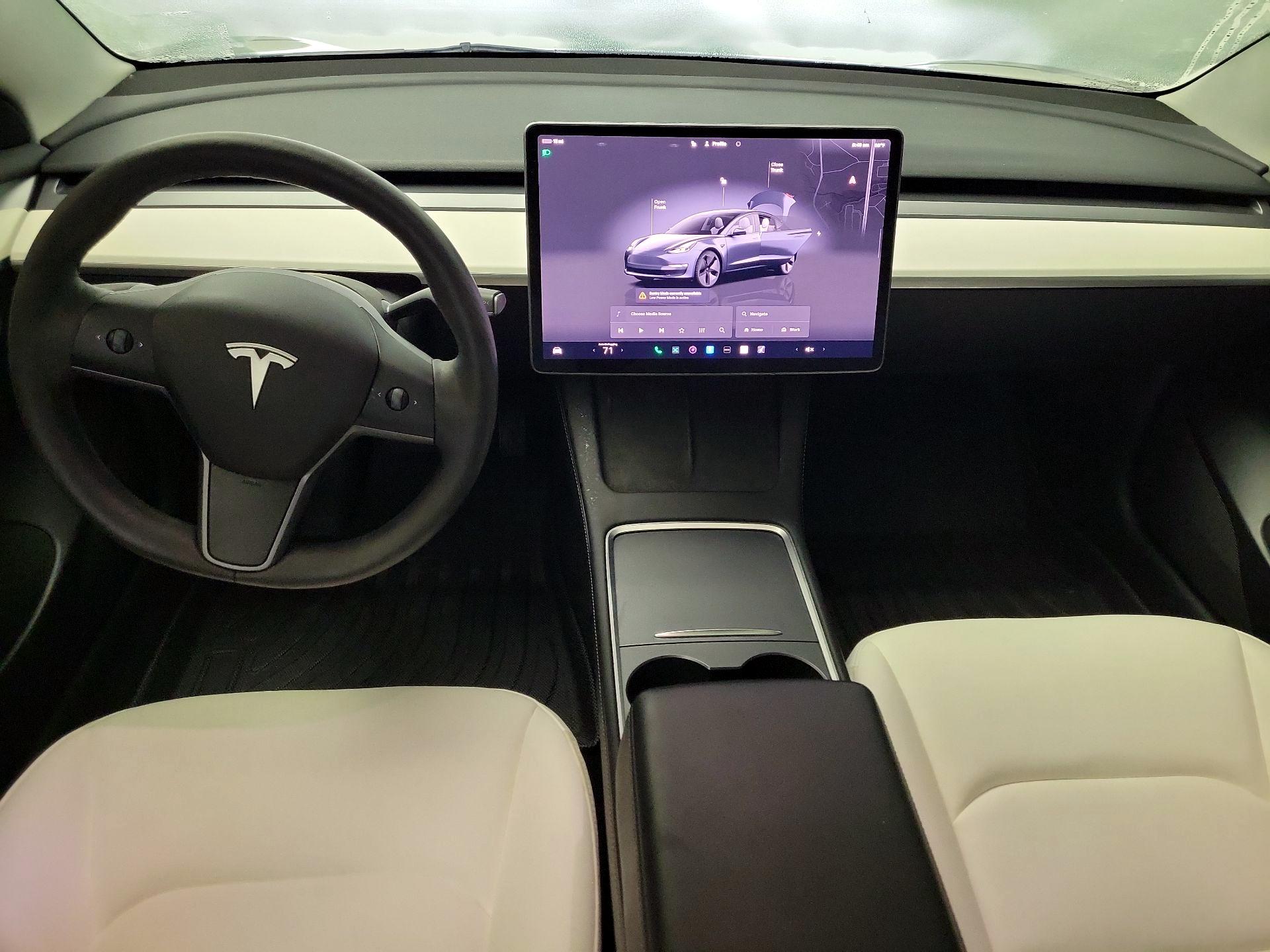 Thumbnail: 2023 Tesla Model 3 - 9