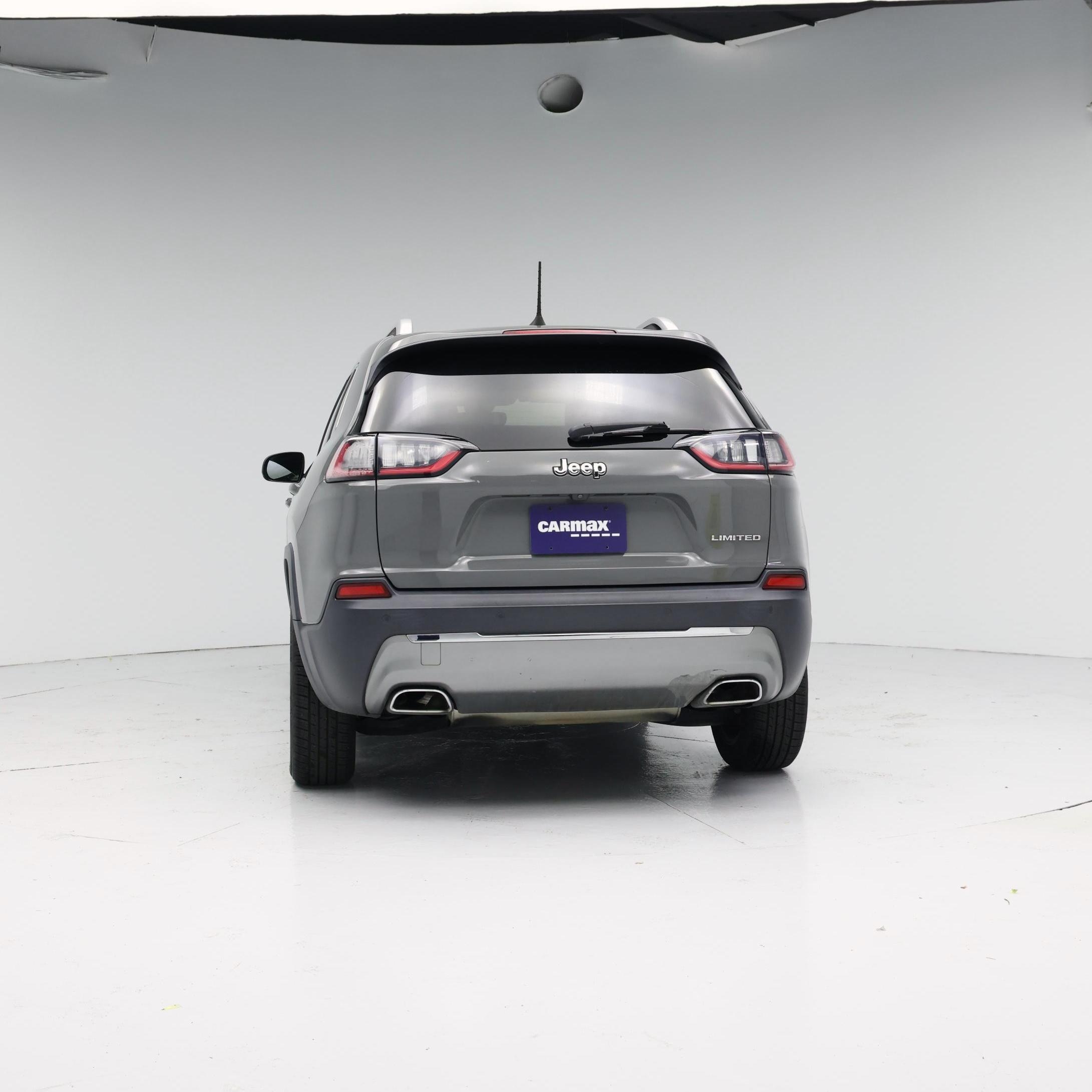 Thumbnail: 2019 Jeep Cherokee - 6