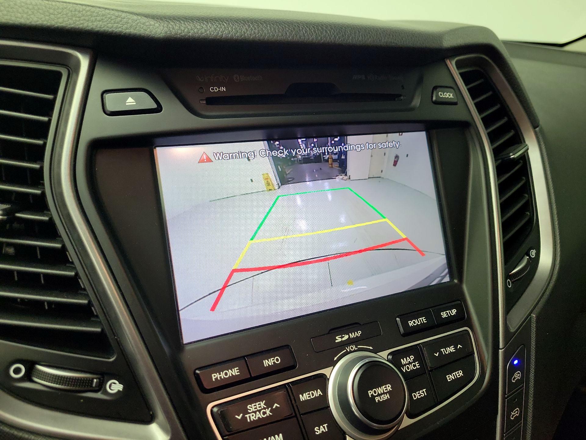 Thumbnail: 2014 Hyundai Santa Fe - 15