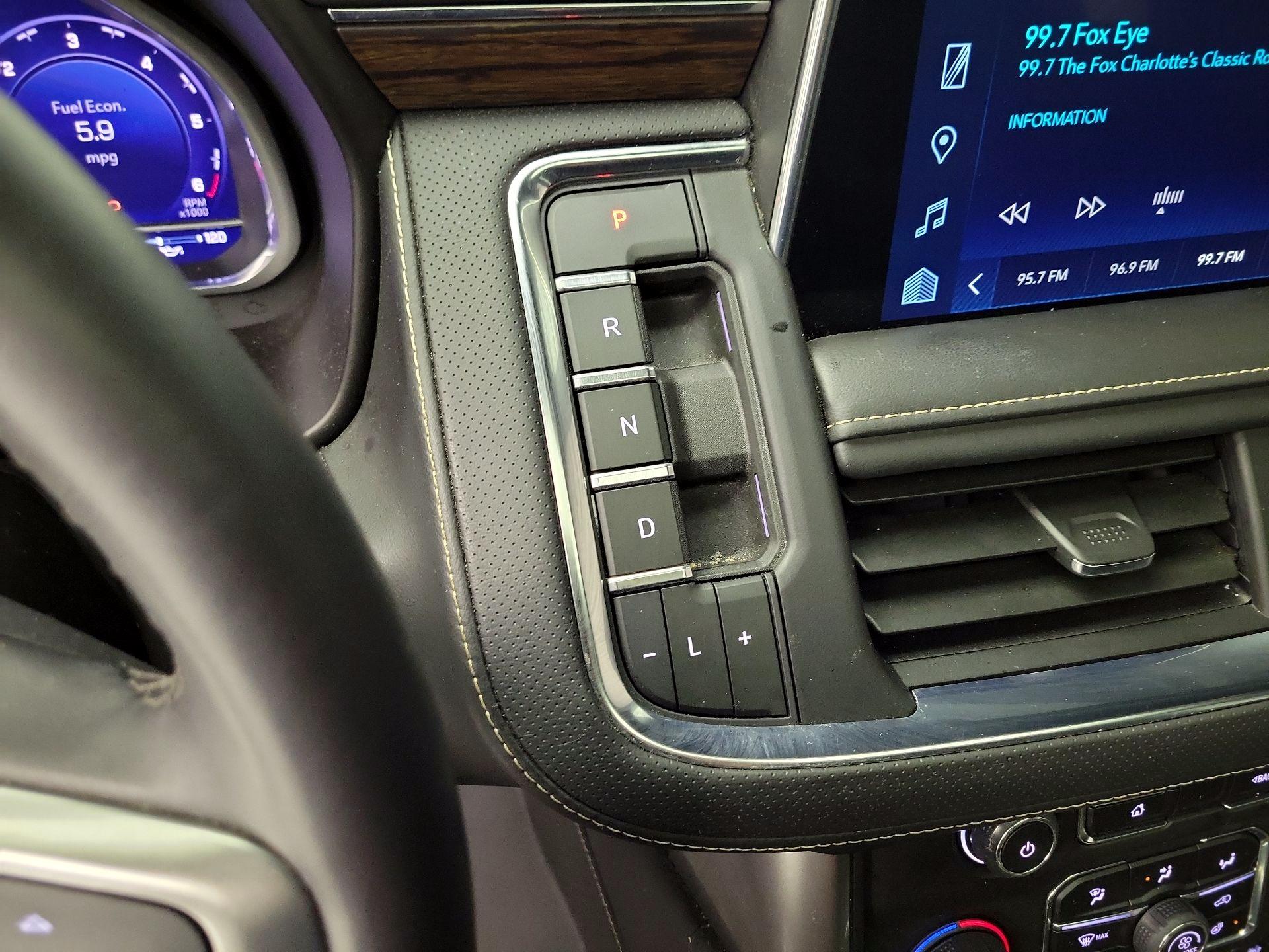 Thumbnail: 2023 Chevrolet Tahoe - 17