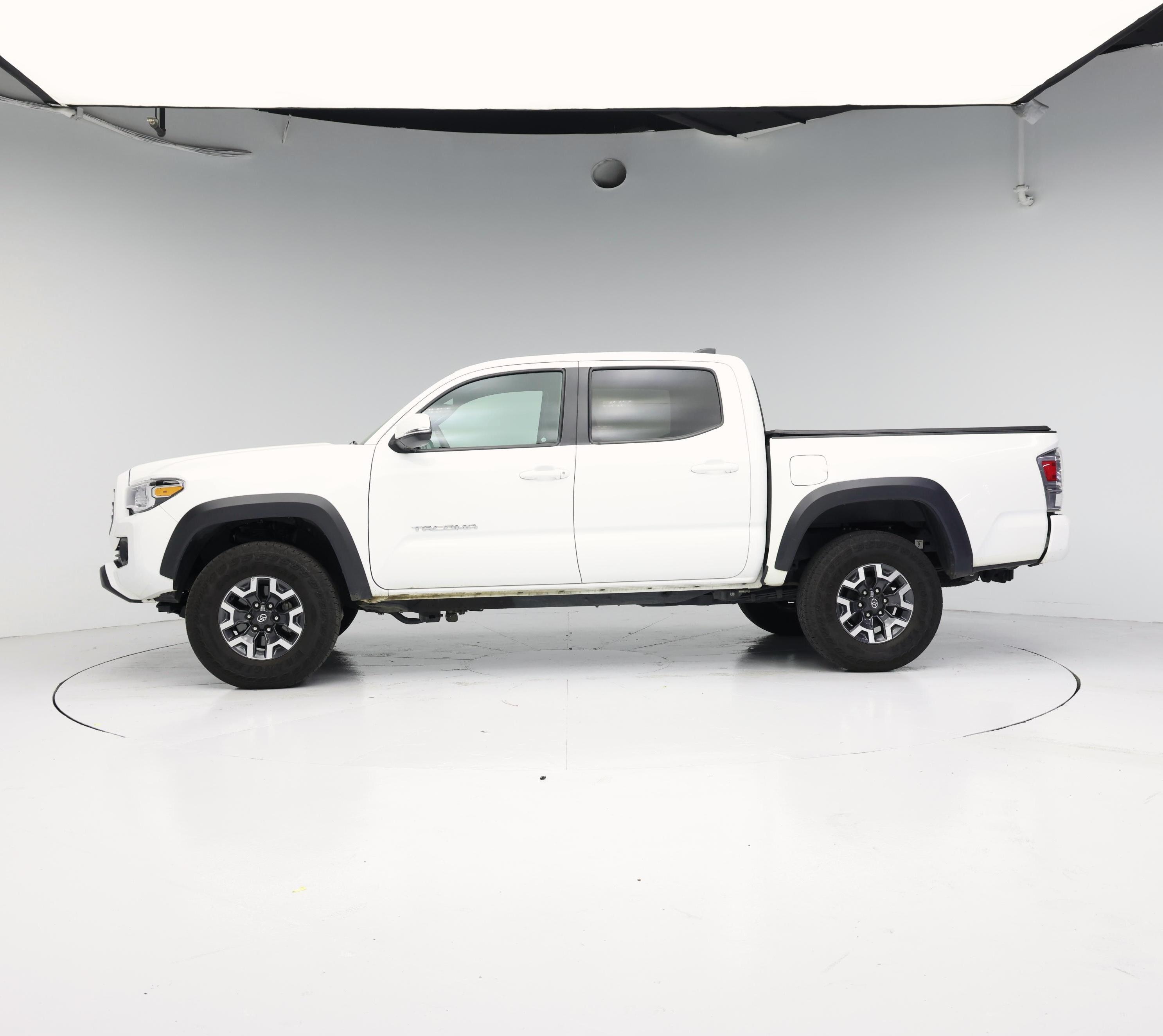 Thumbnail: 2023 Toyota Tacoma - 3