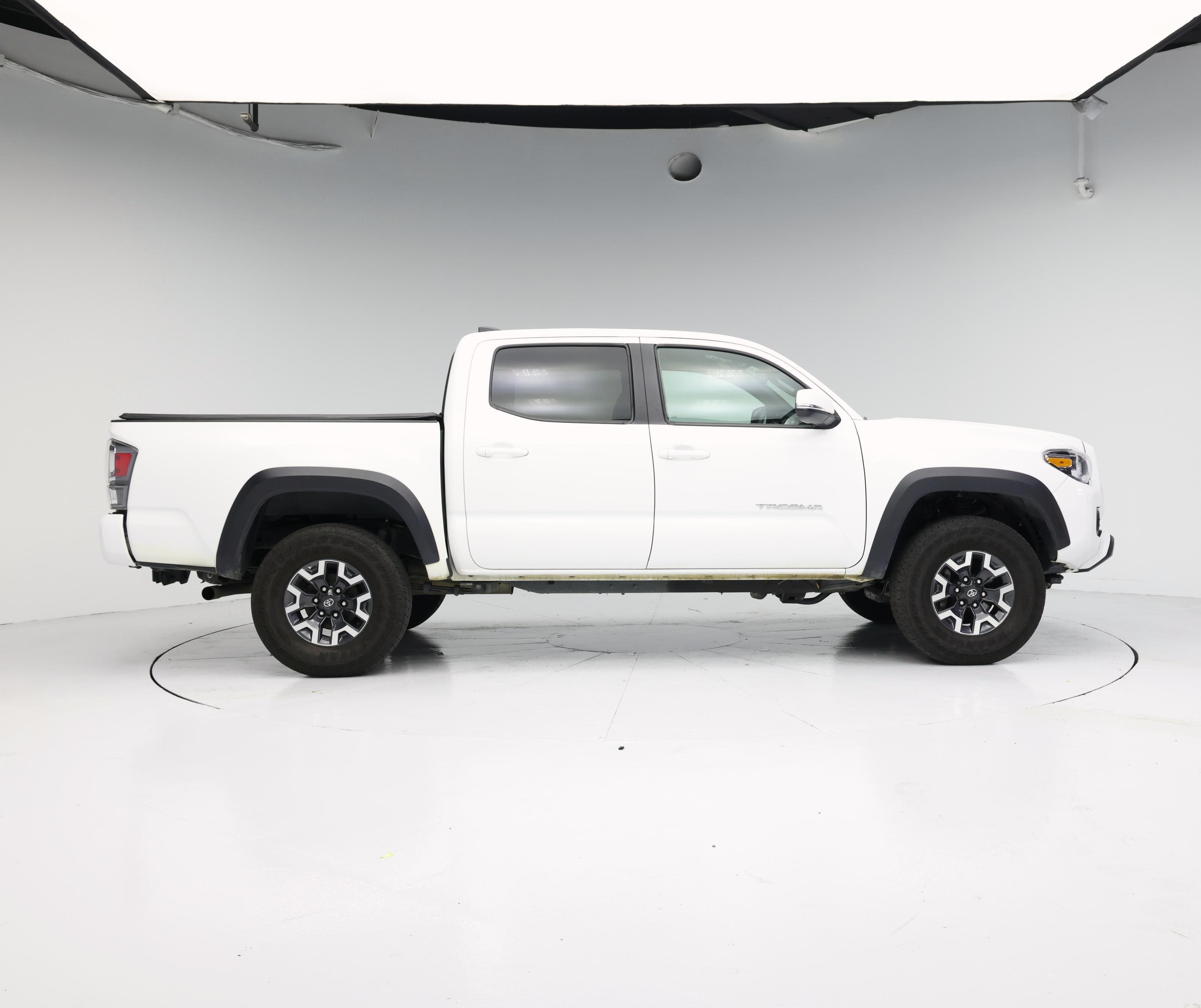 Thumbnail: 2023 Toyota Tacoma - 7