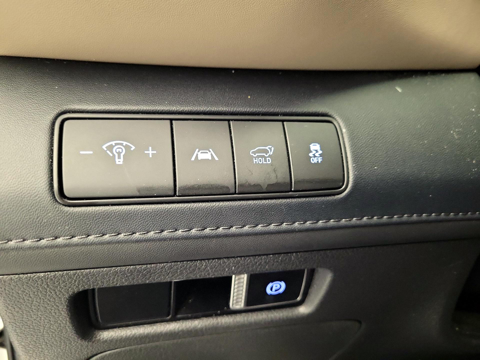 Thumbnail: 2022 Hyundai Santa Fe - 13