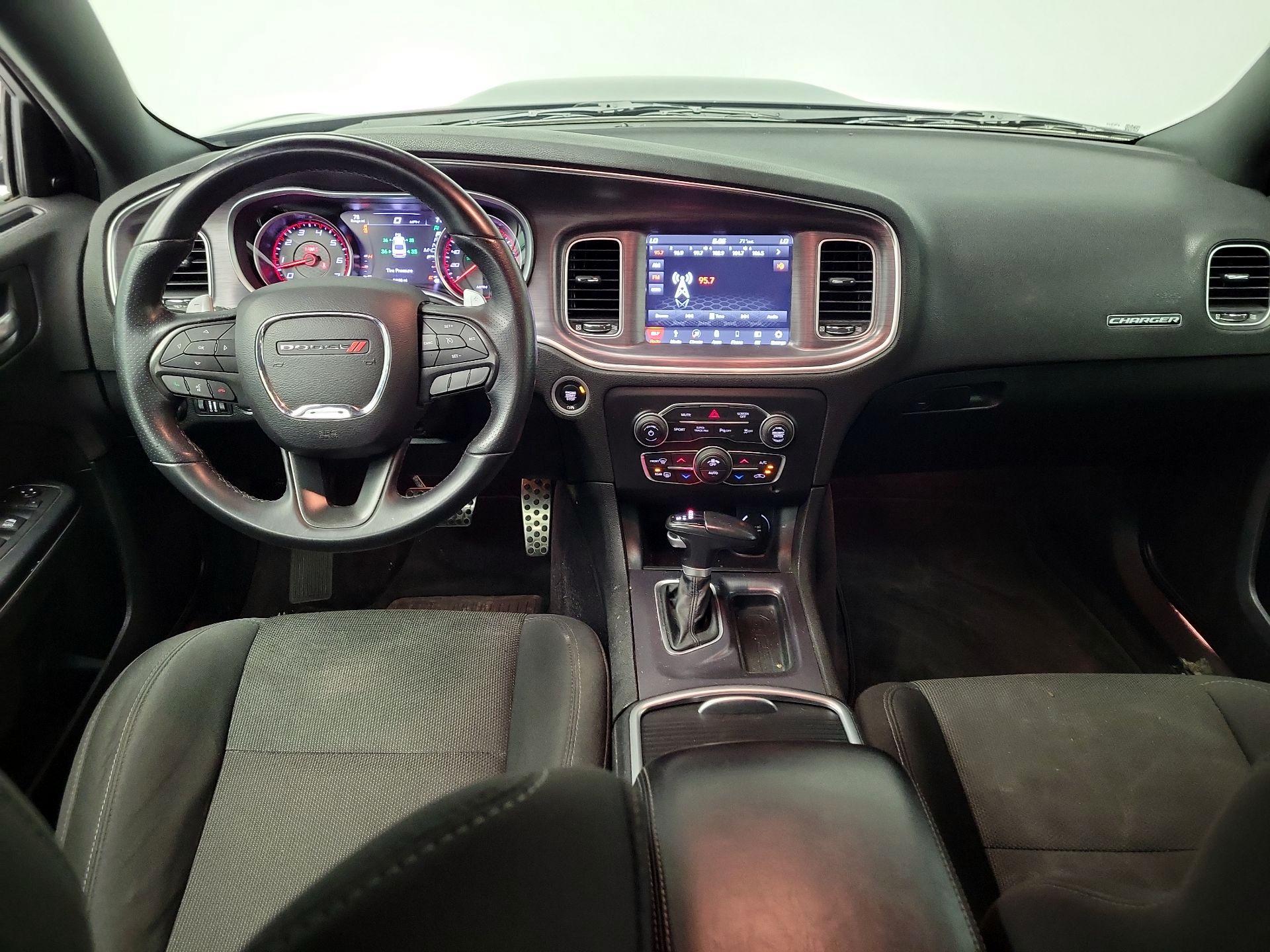 Thumbnail: 2018 Dodge Charger - 9