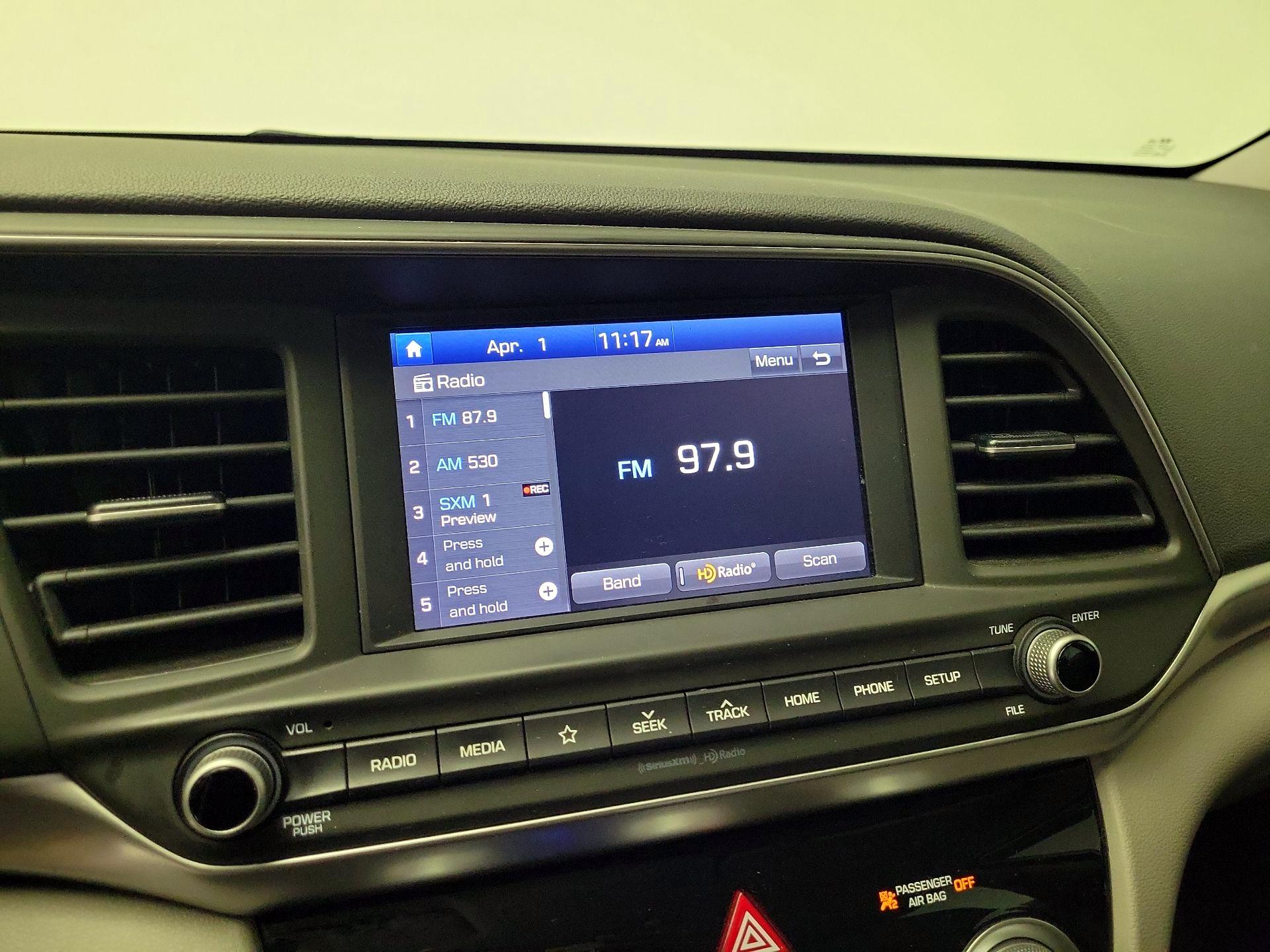 Thumbnail: 2019 Hyundai Elantra - 15
