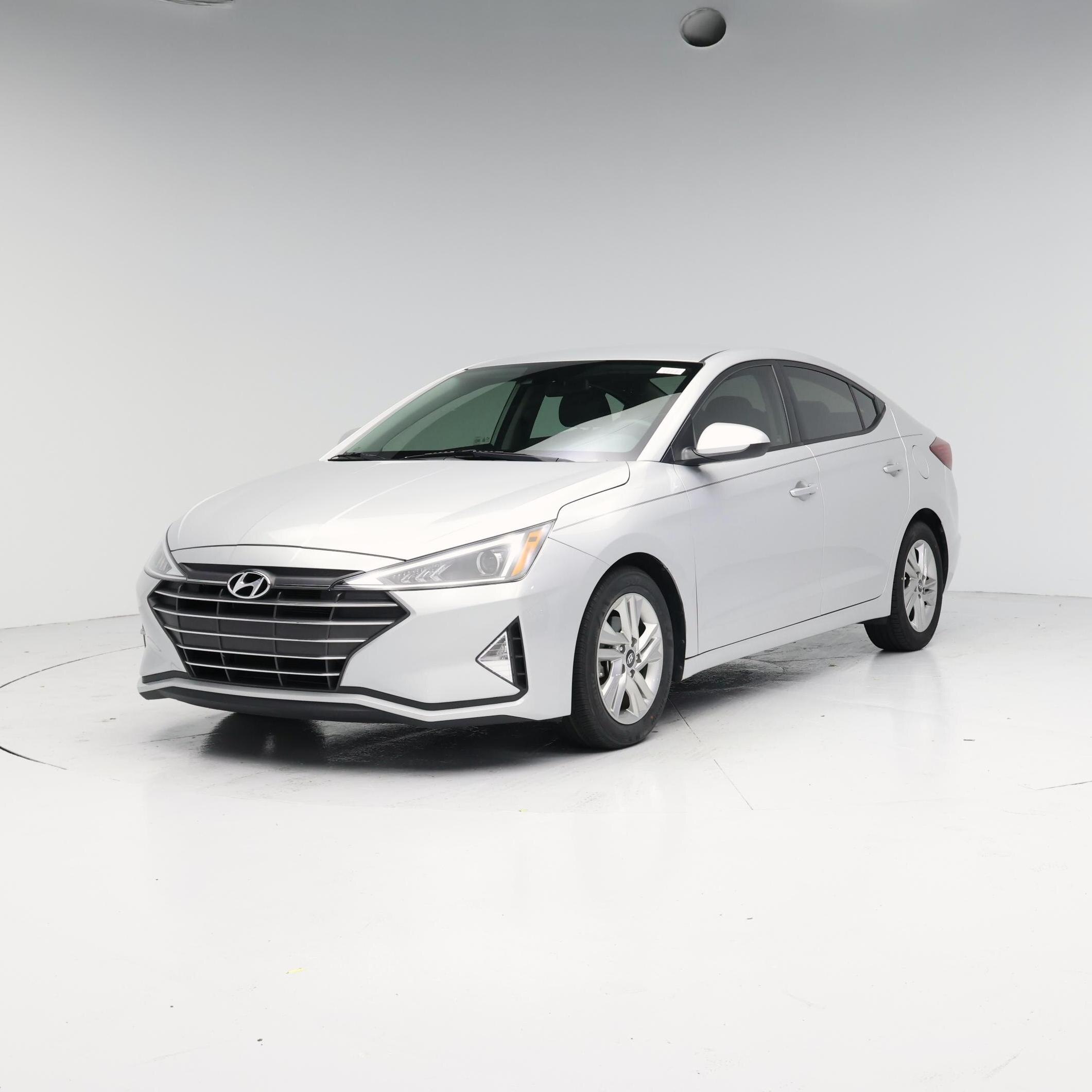 Thumbnail: 2019 Hyundai Elantra - 4