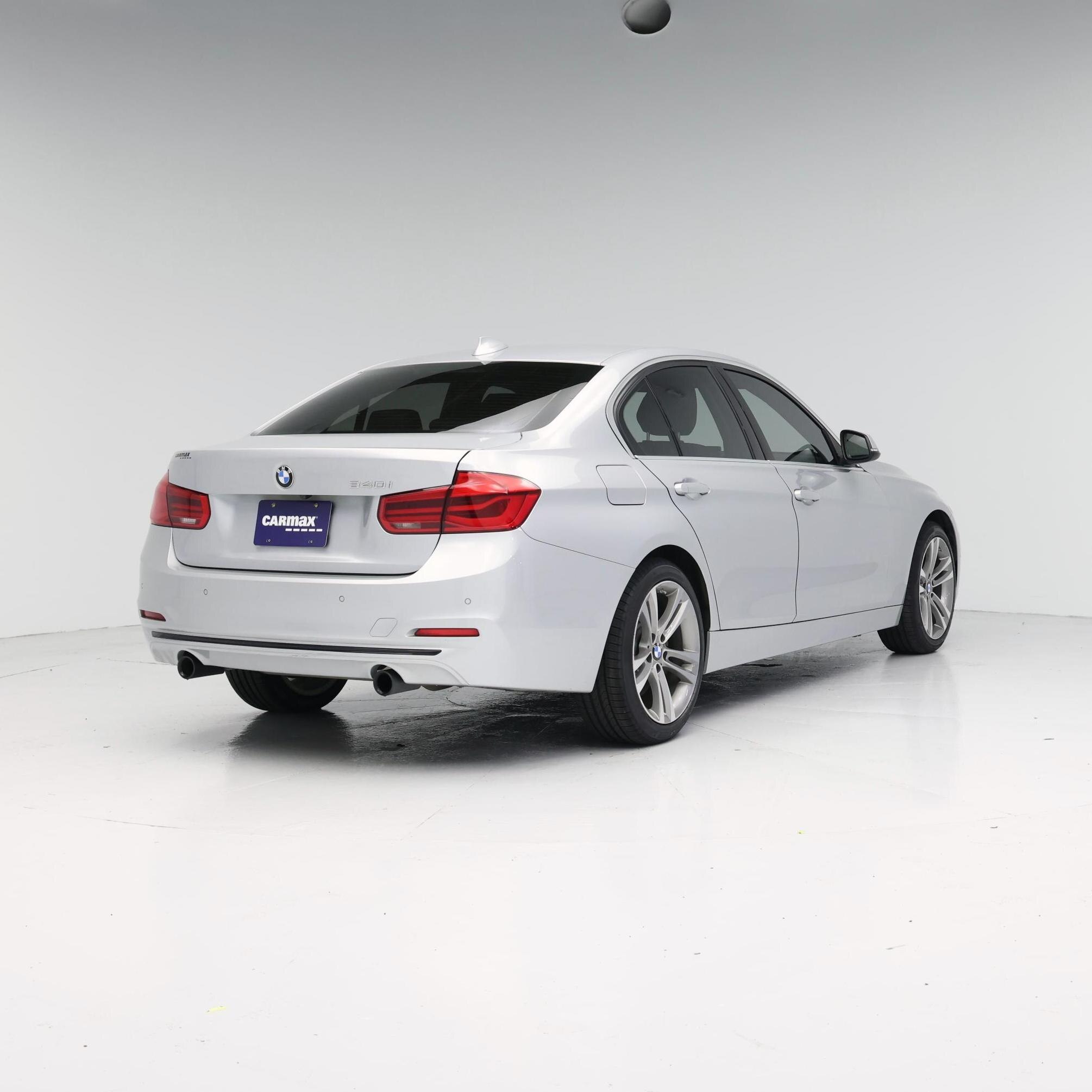Thumbnail: 2016 BMW 3 Series - 8