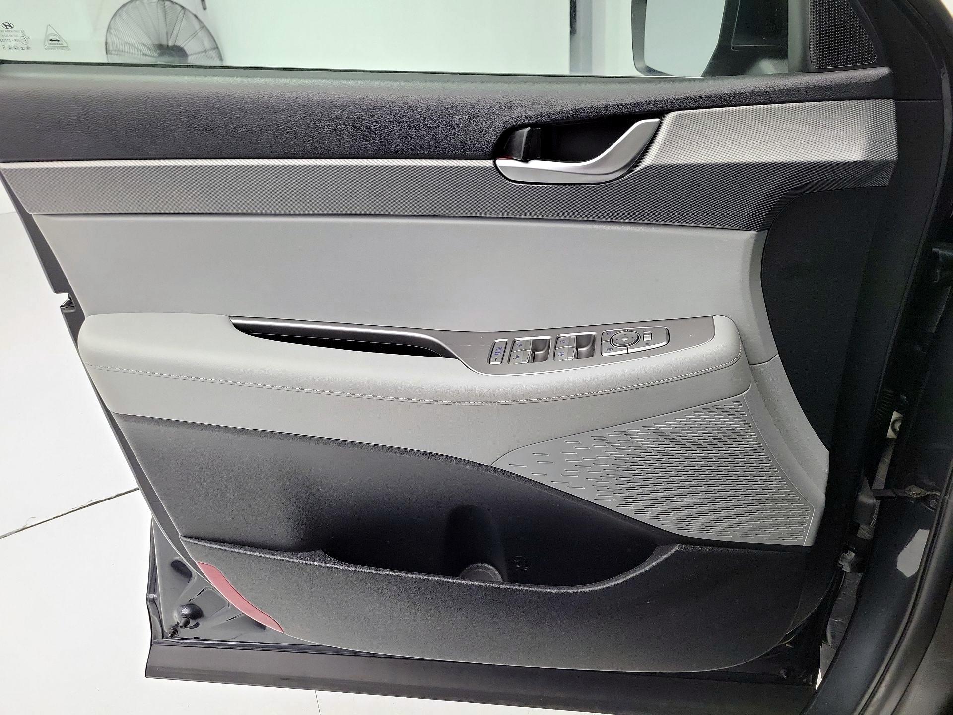 Thumbnail: 2020 Hyundai Palisade - 12