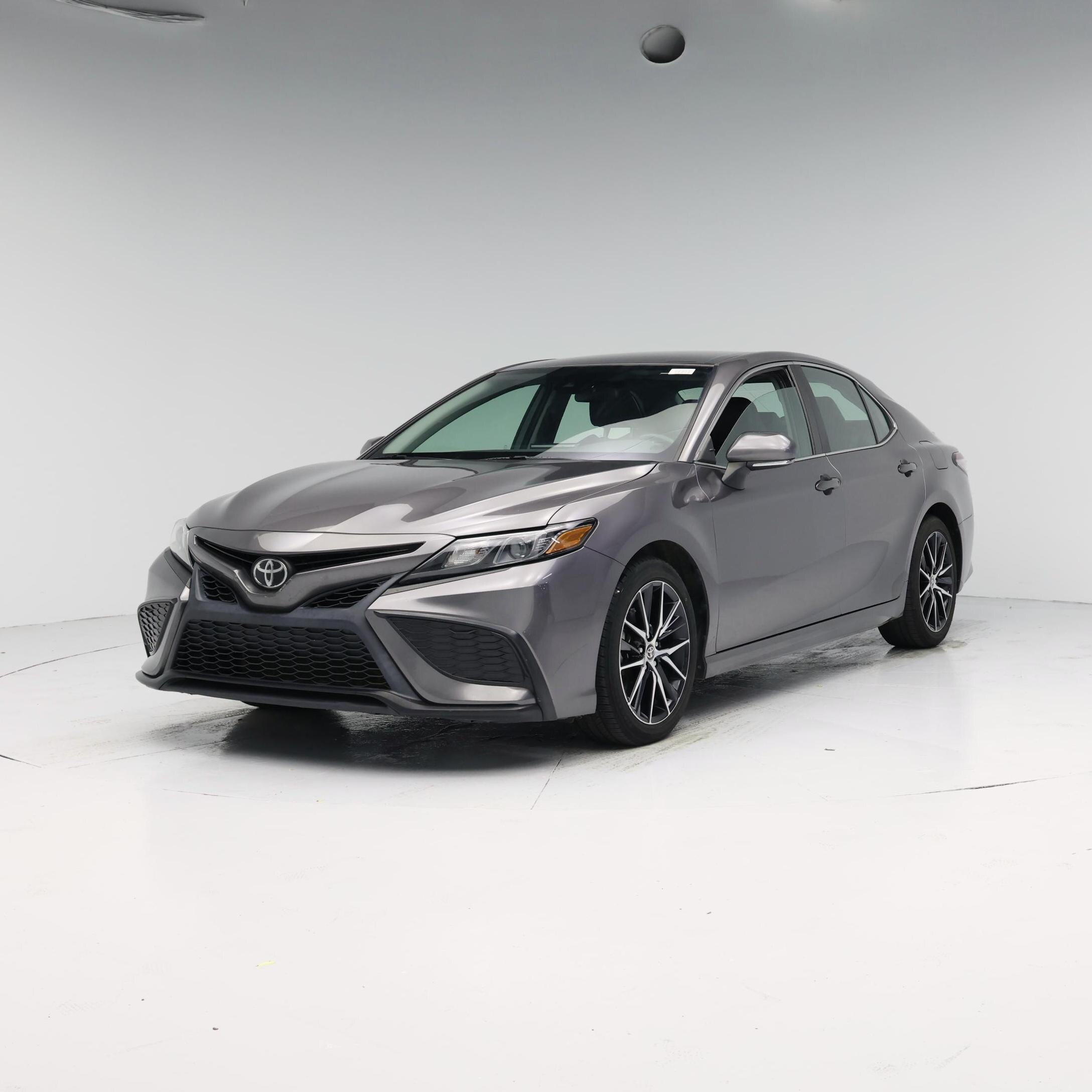 Thumbnail: 2022 Toyota Camry - 4