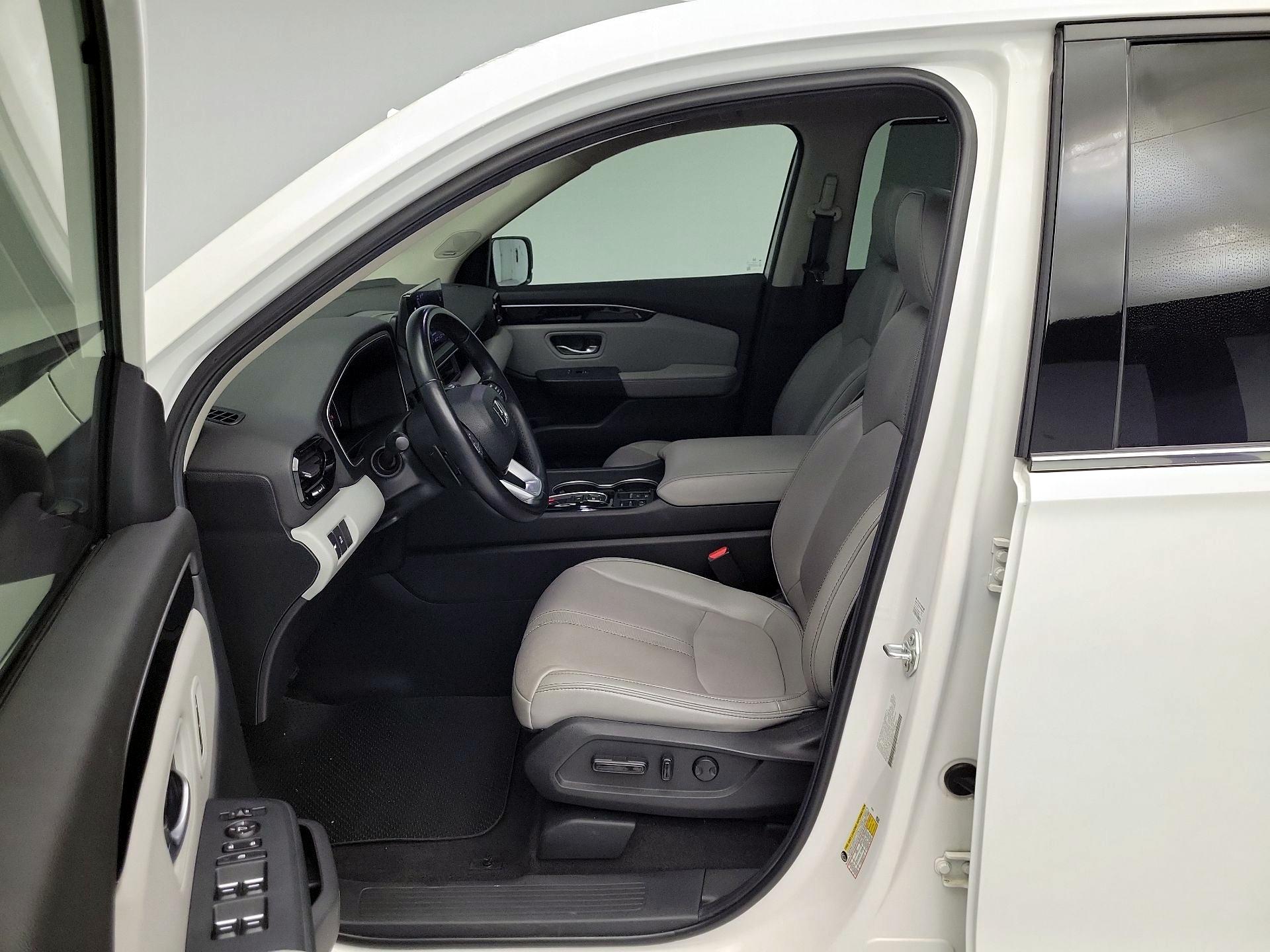 Thumbnail: 2024 Honda Pilot - 11