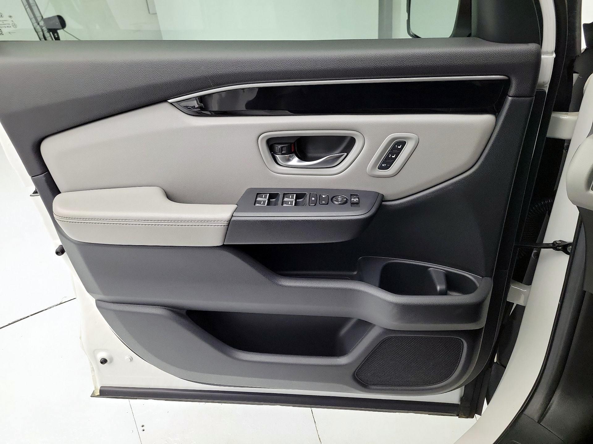 Thumbnail: 2024 Honda Pilot - 12