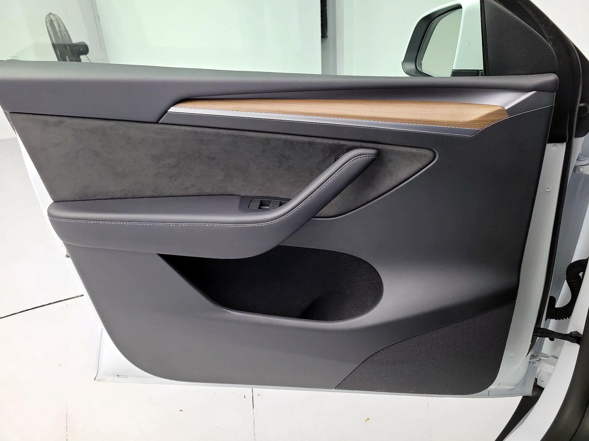 Thumbnail: 2024 Tesla Model Y - 12