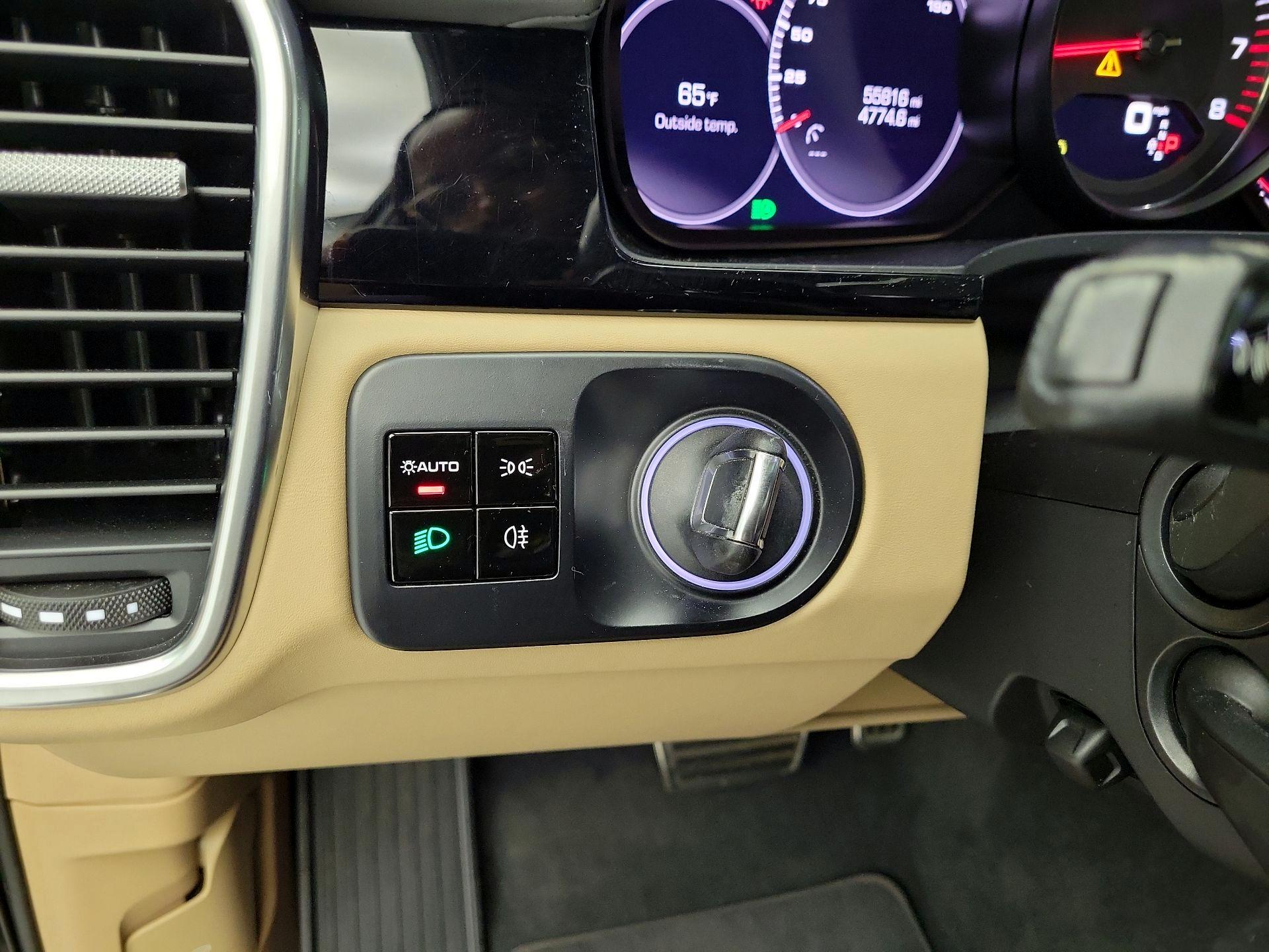 Thumbnail: 2019 Porsche Cayenne - 13