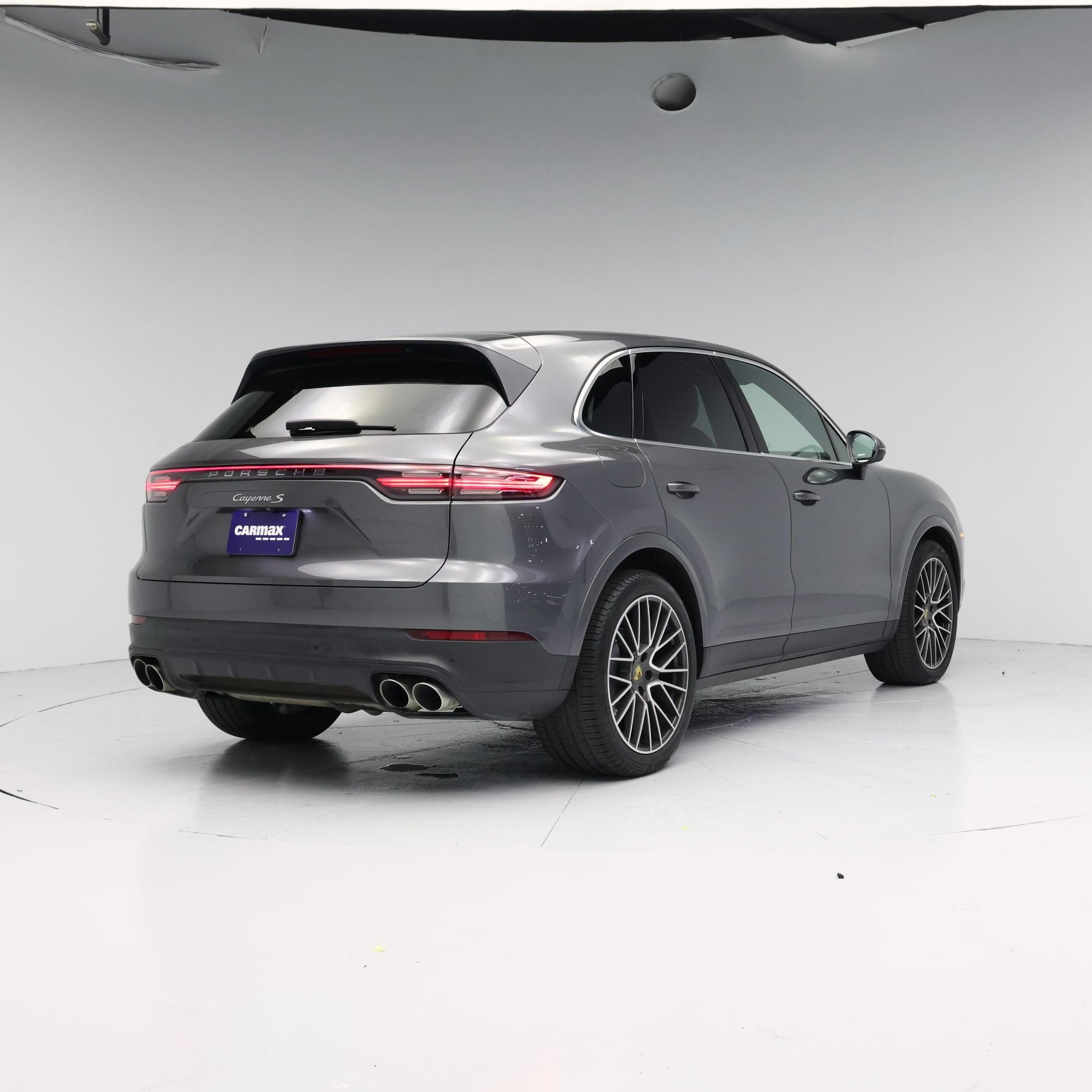 Thumbnail: 2019 Porsche Cayenne - 8