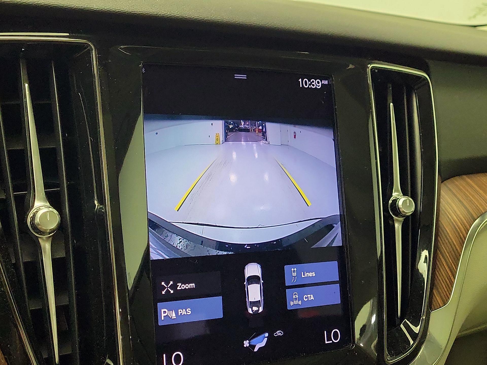 Thumbnail: 2021 Volvo S60 - 14