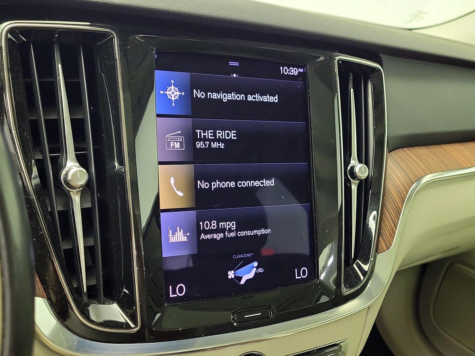 Thumbnail: 2021 Volvo S60 - 15