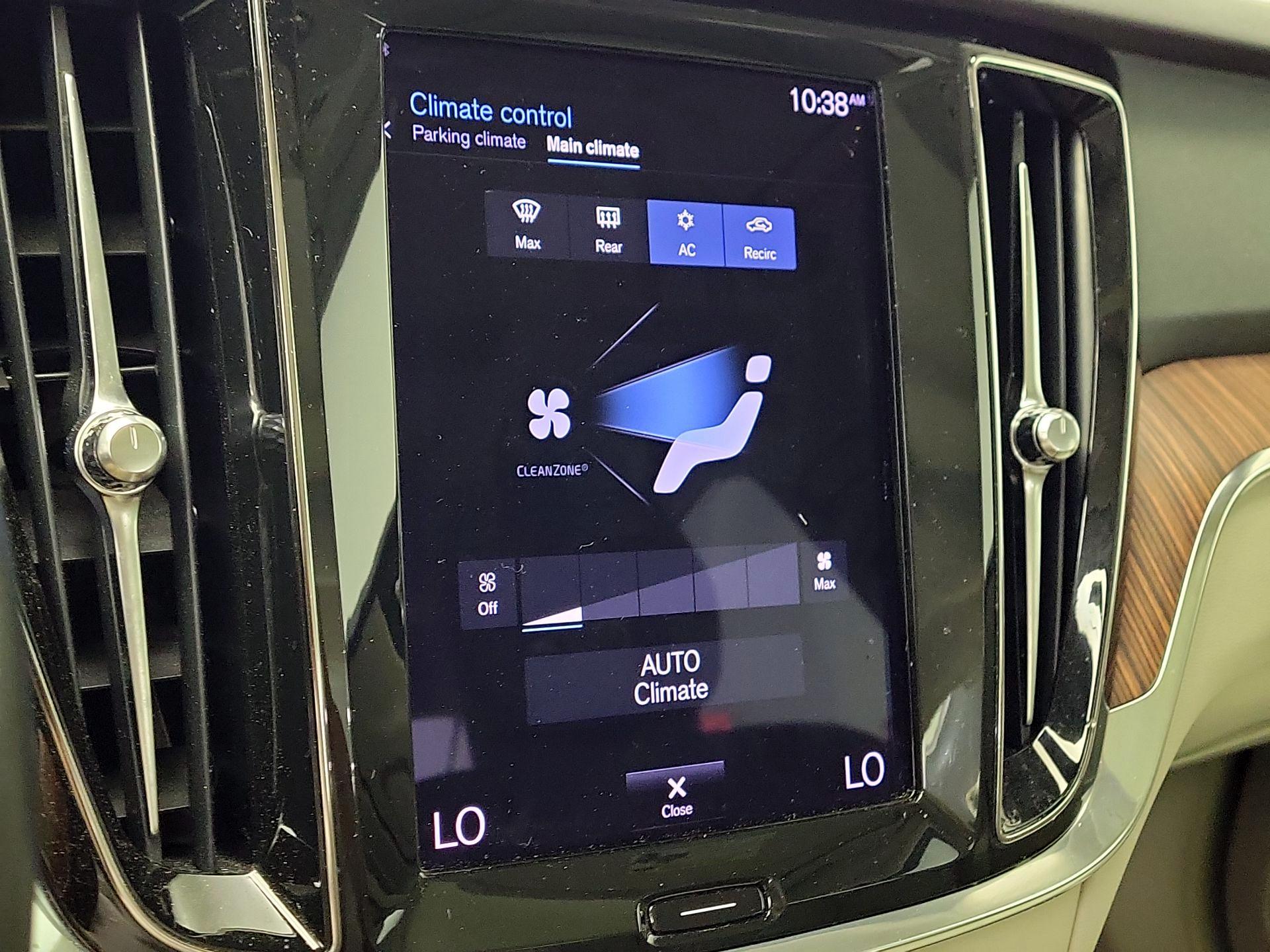 Thumbnail: 2021 Volvo S60 - 16