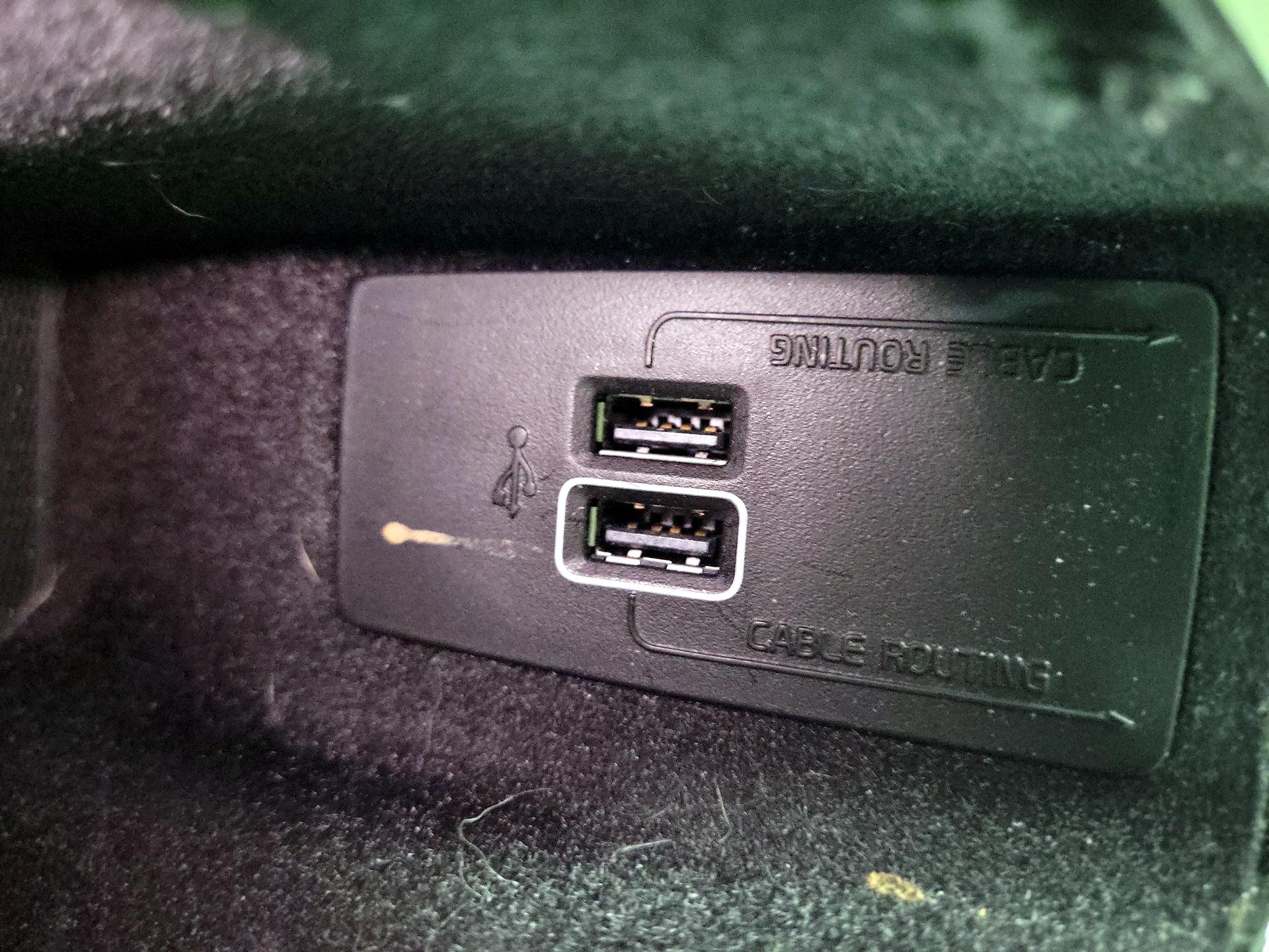 Thumbnail: 2021 Volvo S60 - 18