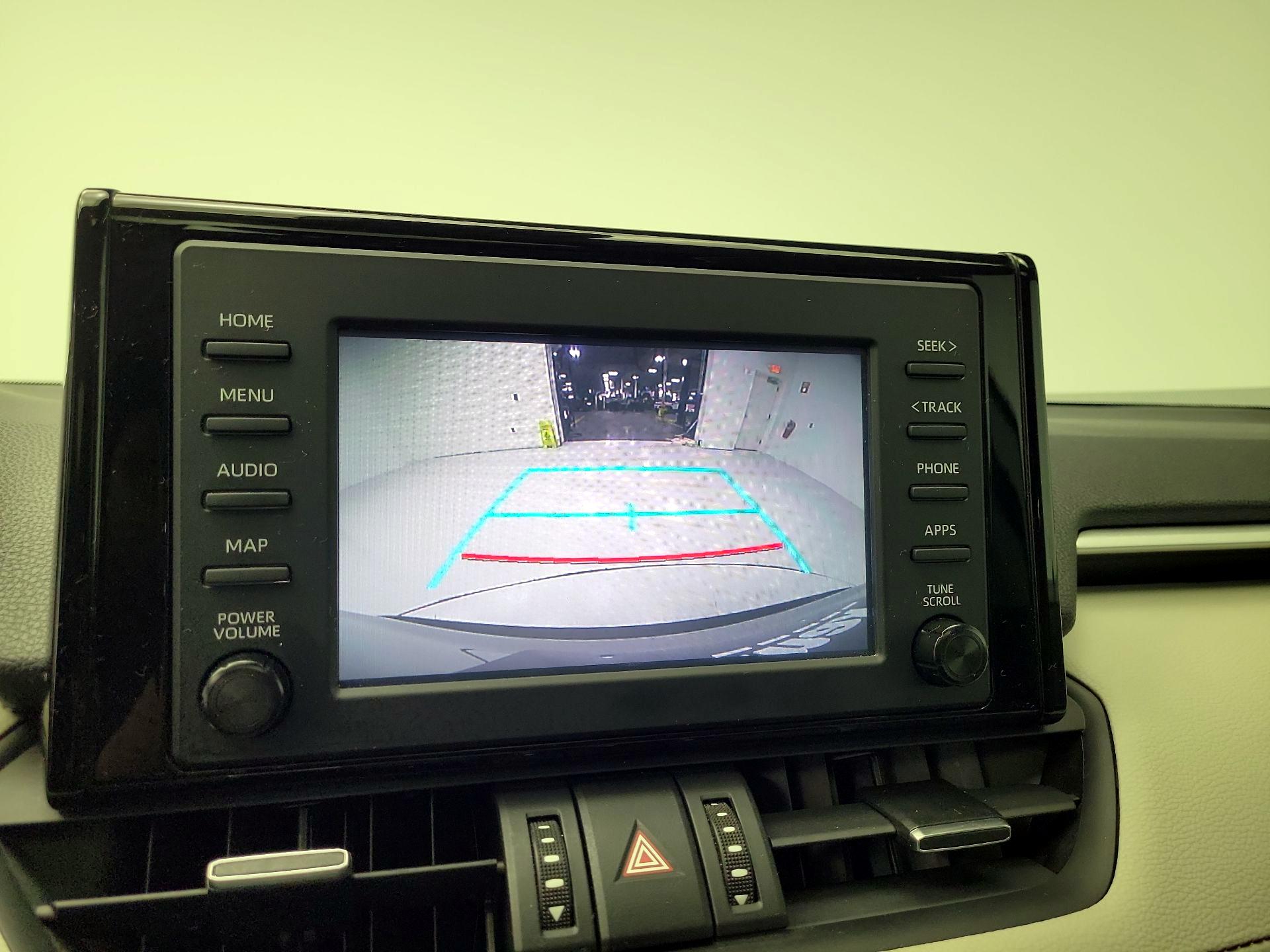 Thumbnail: 2019 Toyota RAV4 - 13