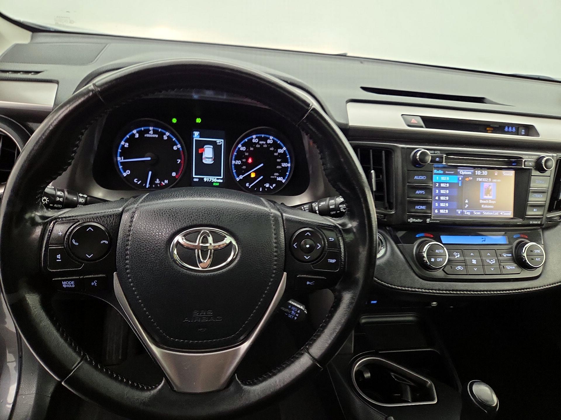 Thumbnail: 2017 Toyota RAV4 - 10