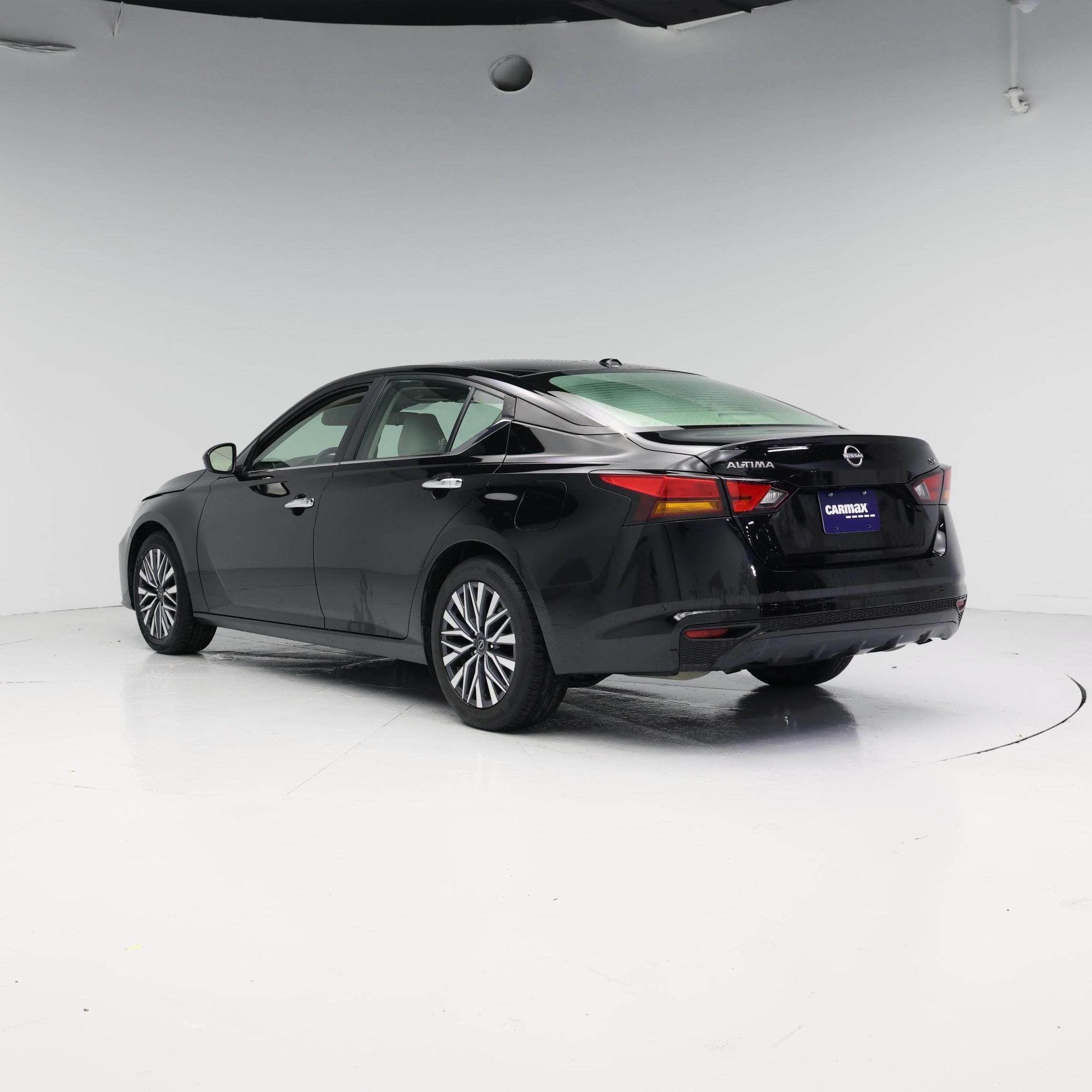 Thumbnail: 2023 Nissan Altima - 2