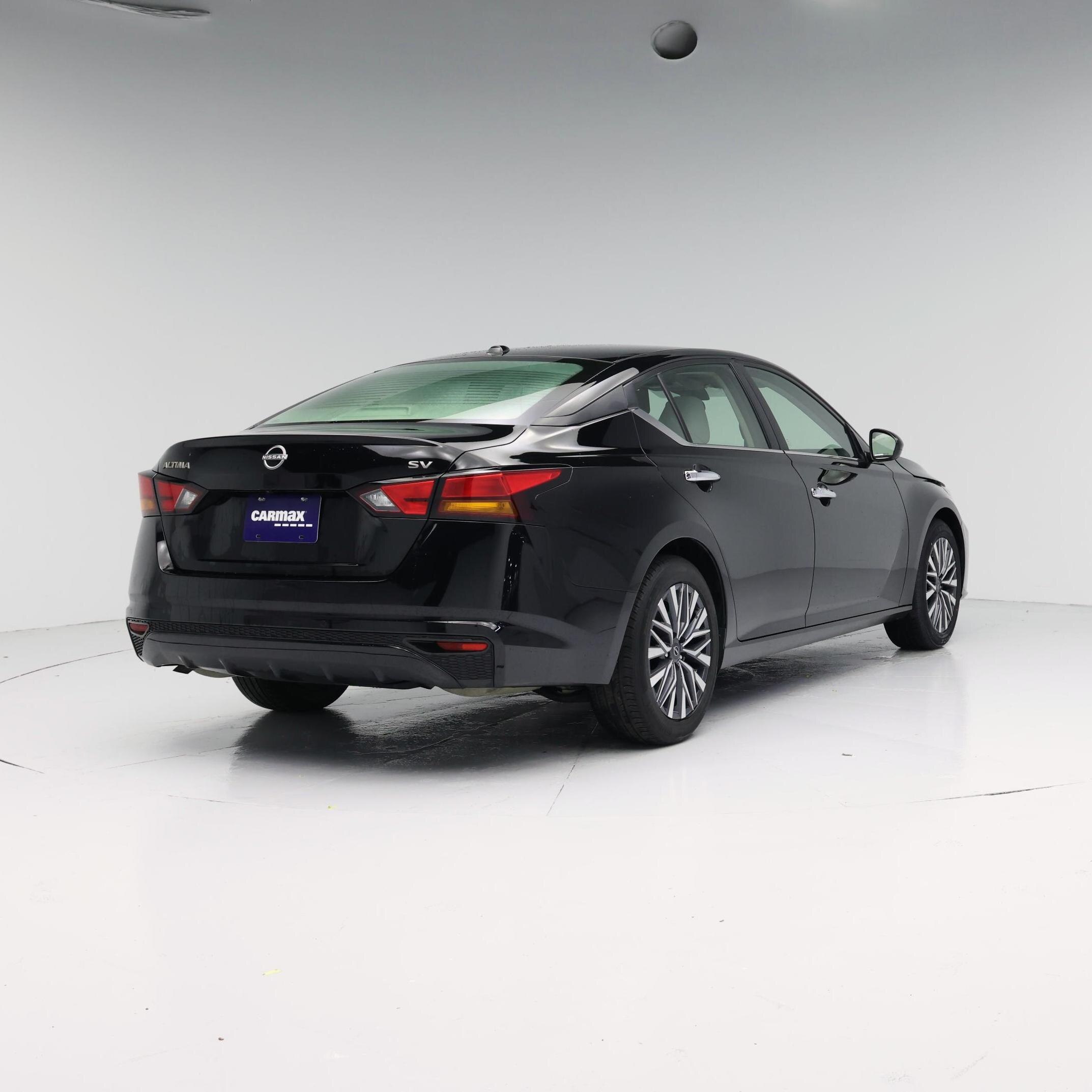 Thumbnail: 2023 Nissan Altima - 8