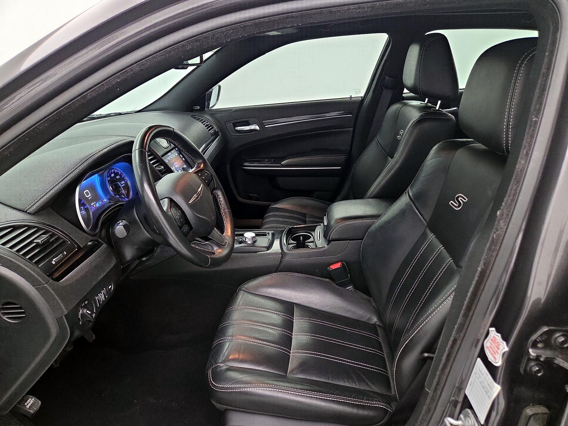 Thumbnail: 2021 Chrysler 300 - 11